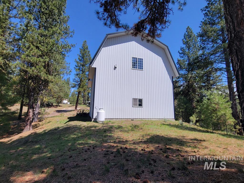 14 Melonie Lp, Cascade, Idaho 83611, 3 Bedrooms, 2 Bathrooms, Residential For Sale, Price $550,000, 98945890