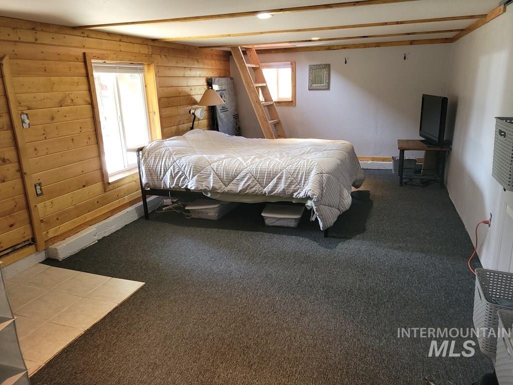 32 Mountain Air Dr, Cascade, Idaho 83611, 1 Bedroom, 1.5 Bathrooms, Residential For Sale, Price $349,499, 98945896