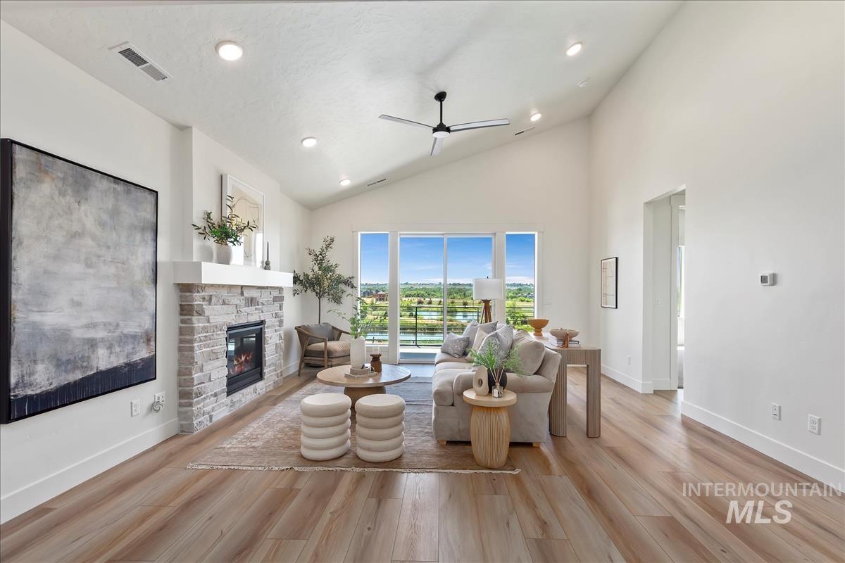 3535 E Warm Springs Ave, Boise, Idaho 83716, 3 Bedrooms, 3 Bathrooms, Residential For Sale, Price $899,900, 98945903