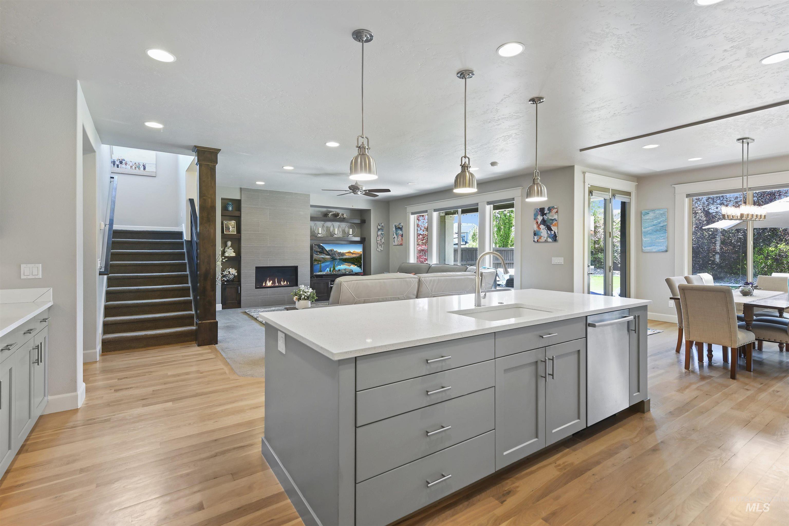 4135 W Wolf Rapids St, Meridian, Idaho 83646, 4 Bedrooms, 2.5 Bathrooms, Residential For Sale, Price $889,000, 98945911