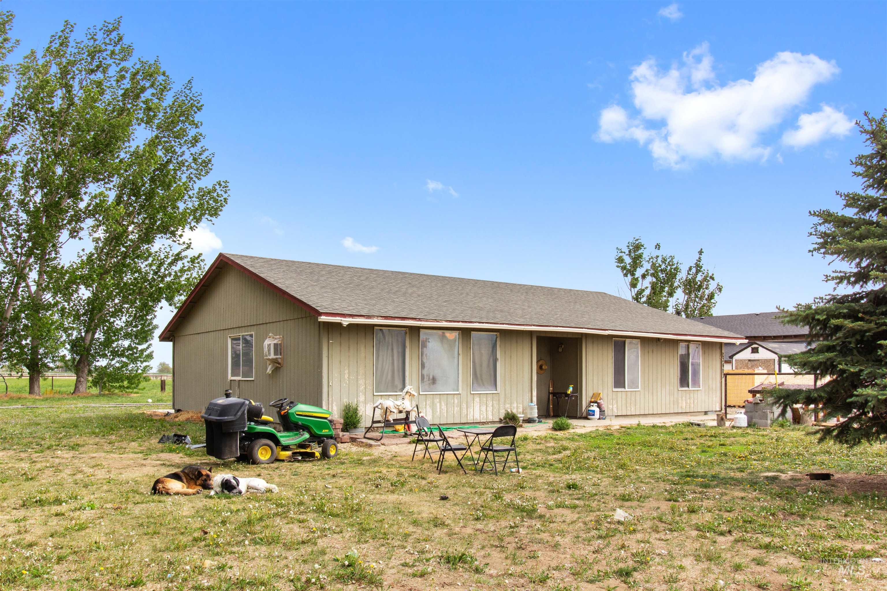 27410 Peckham Rd, Wilder, Idaho 83676, 3 Bedrooms, 2 Bathrooms, Residential For Sale, Price $5,000,000, 98945916