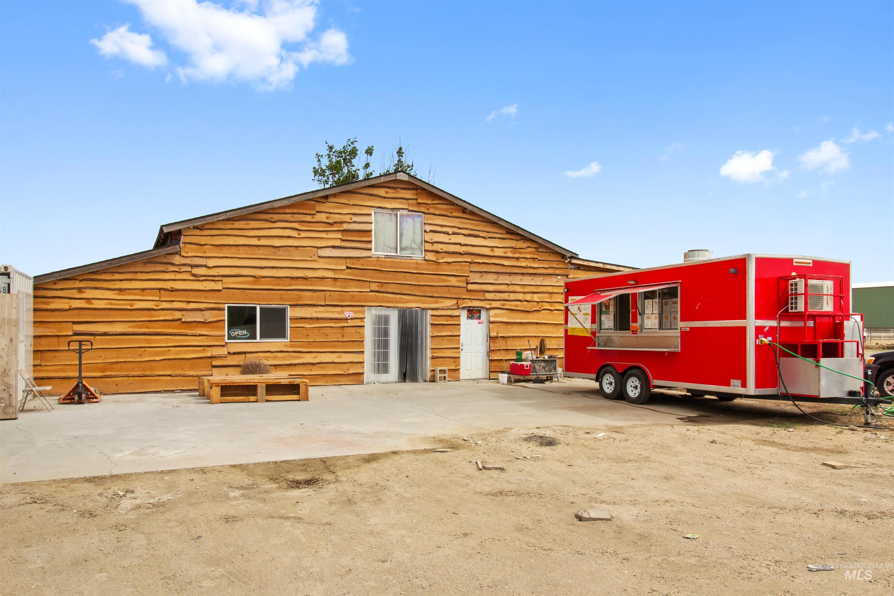 27410 Peckham Rd, Wilder, Idaho 83676, 3 Bedrooms, 2 Bathrooms, Residential For Sale, Price $5,000,000, 98945916