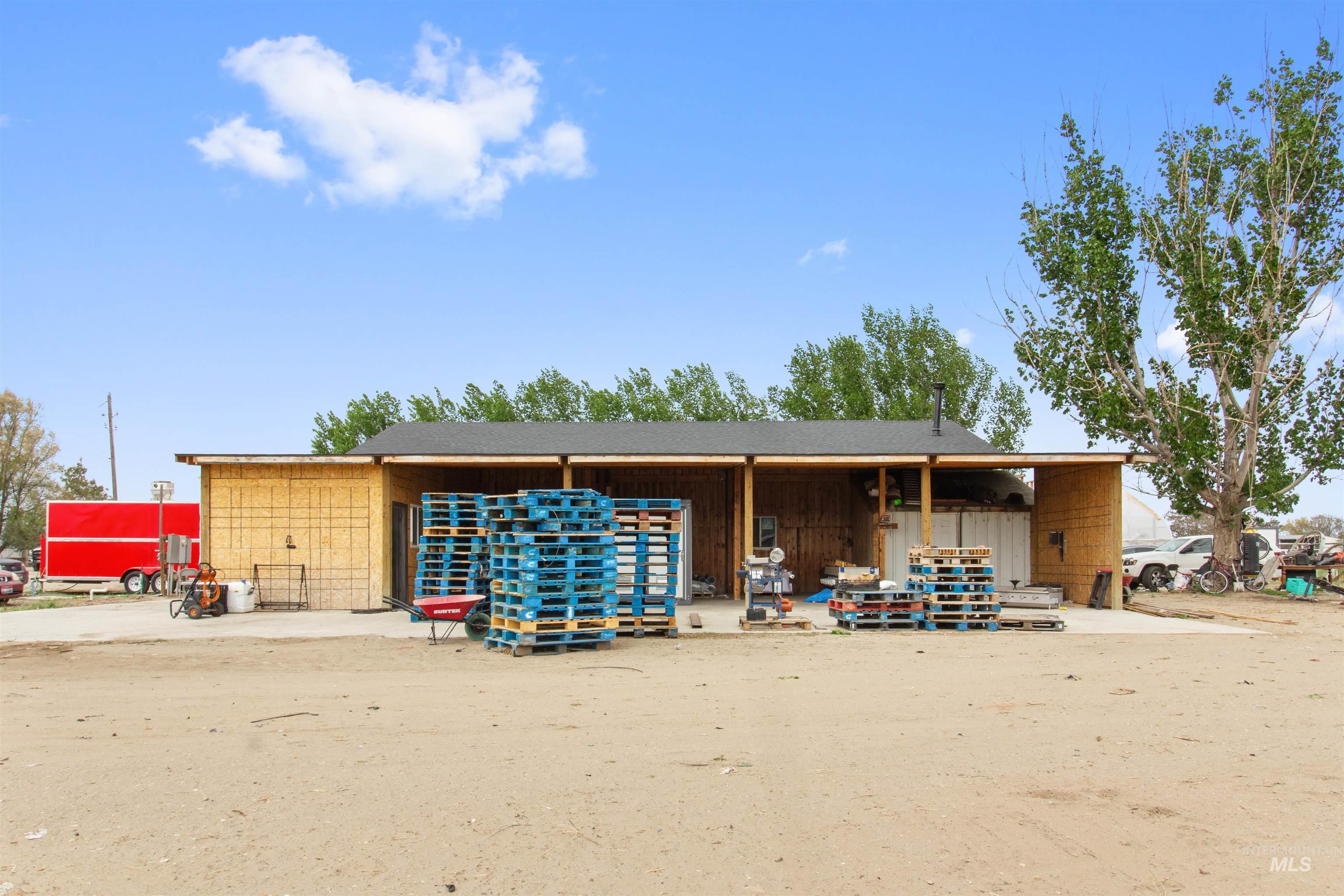 27410 Peckham Rd, Wilder, Idaho 83676, 3 Bedrooms, 2 Bathrooms, Residential For Sale, Price $5,000,000, 98945916