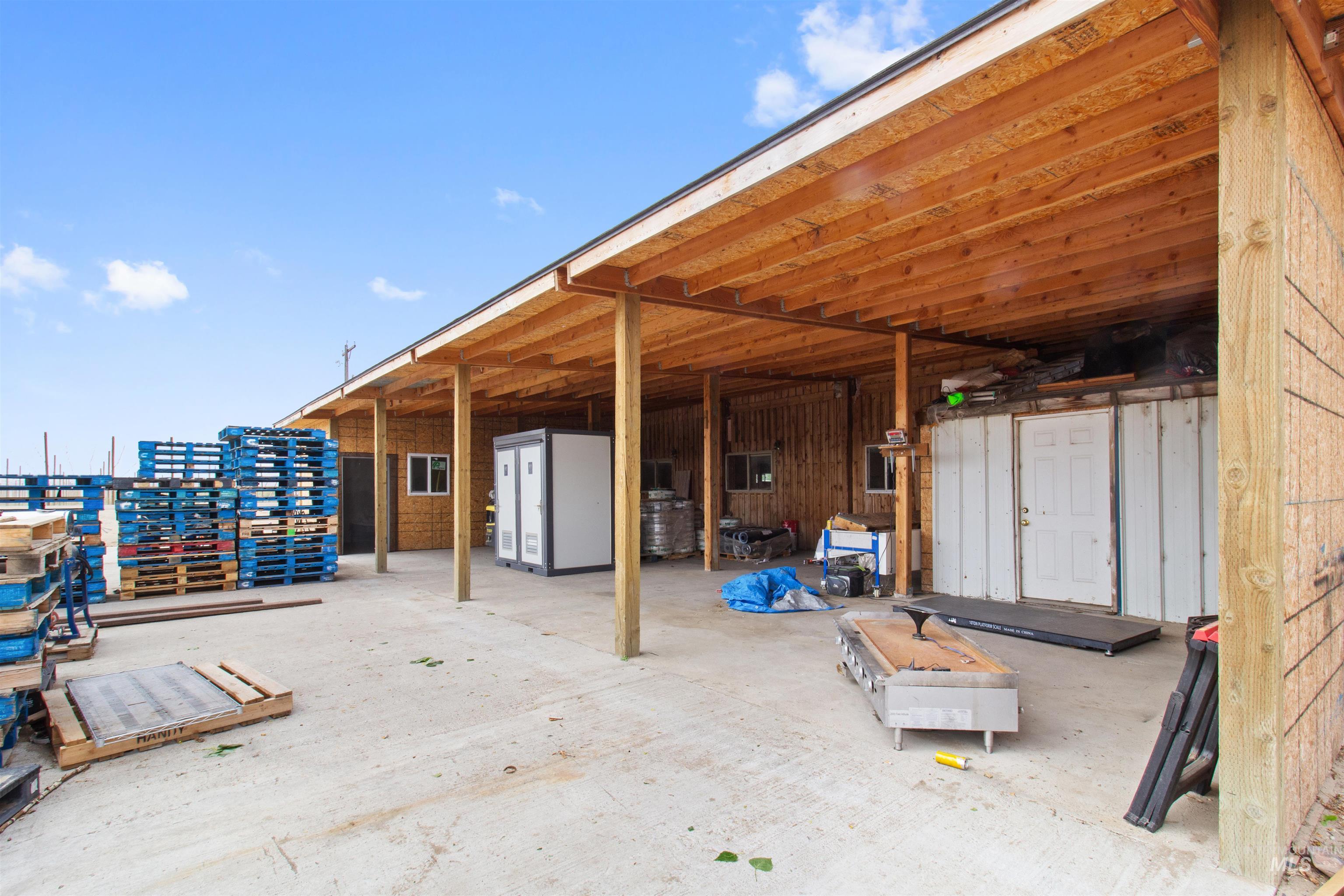 27410 Peckham Rd, Wilder, Idaho 83676, 3 Bedrooms, 2 Bathrooms, Residential For Sale, Price $5,000,000, 98945916