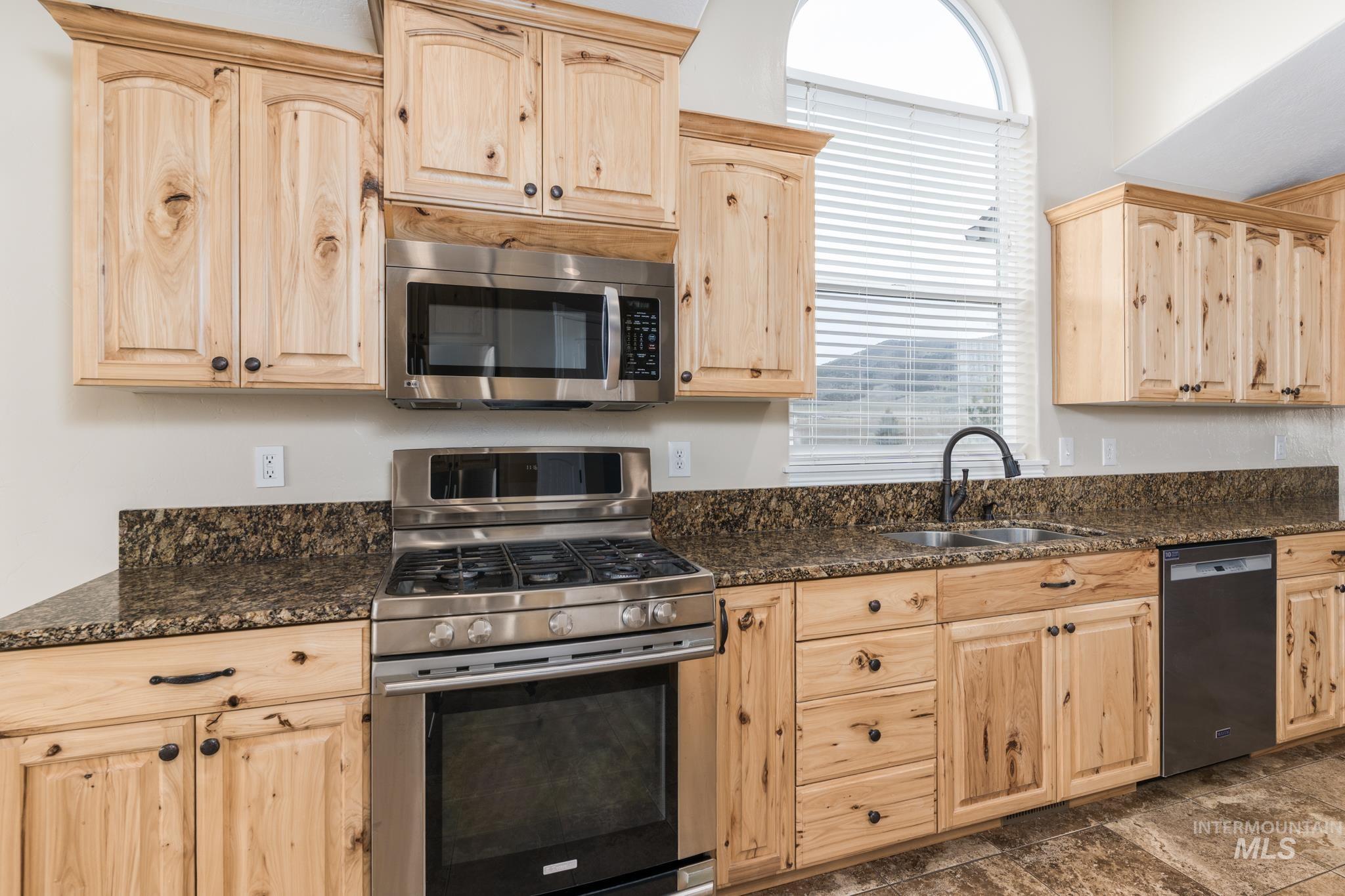 26125 S Old Malad Hwy, Downey, Idaho 83234, 3 Bedrooms, 4 Bathrooms, Farm & Ranch For Sale, Price $1,399,990, 98945927