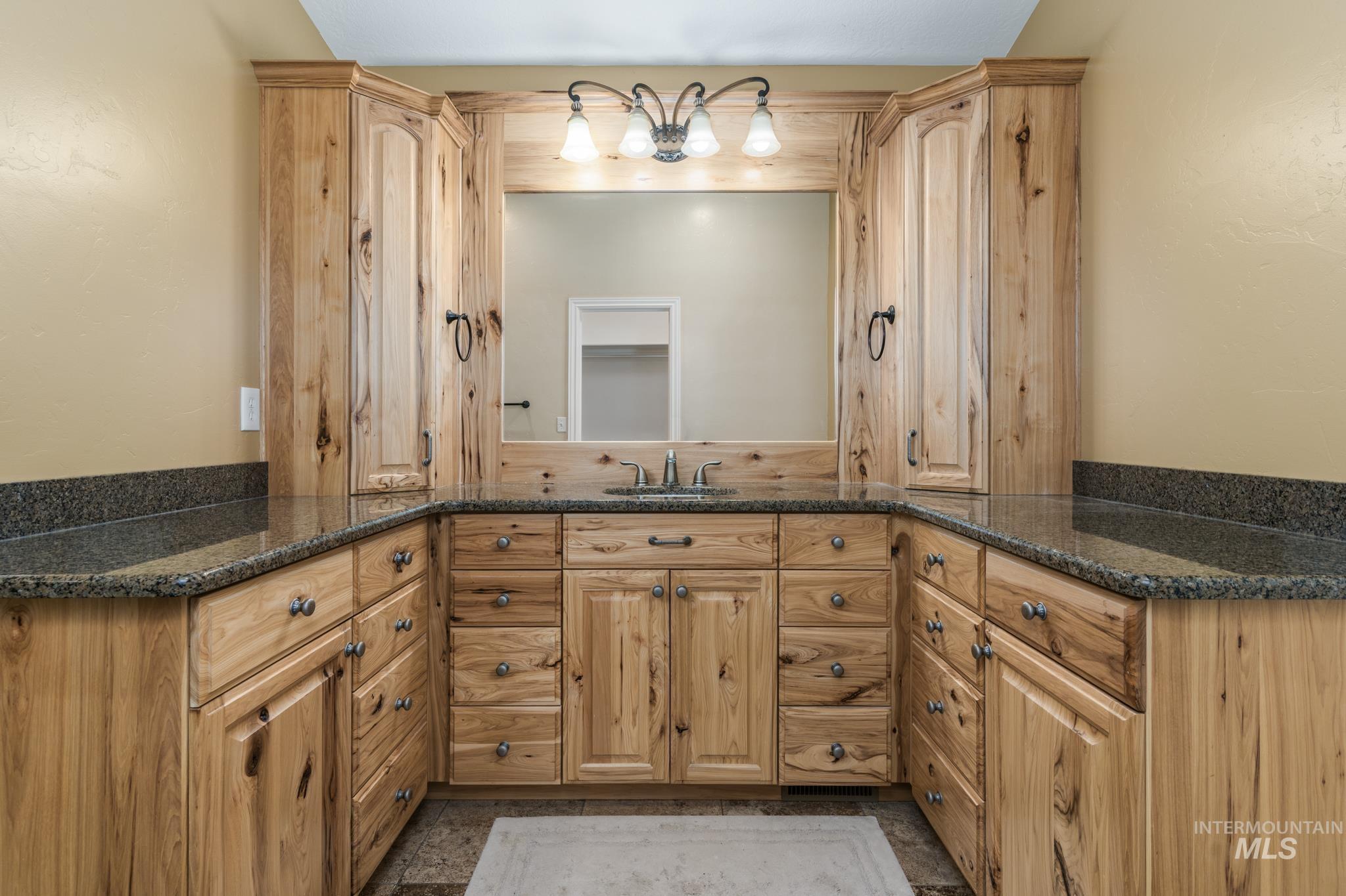 26125 S Old Malad Hwy, Downey, Idaho 83234, 3 Bedrooms, 4 Bathrooms, Farm & Ranch For Sale, Price $1,399,990, 98945927