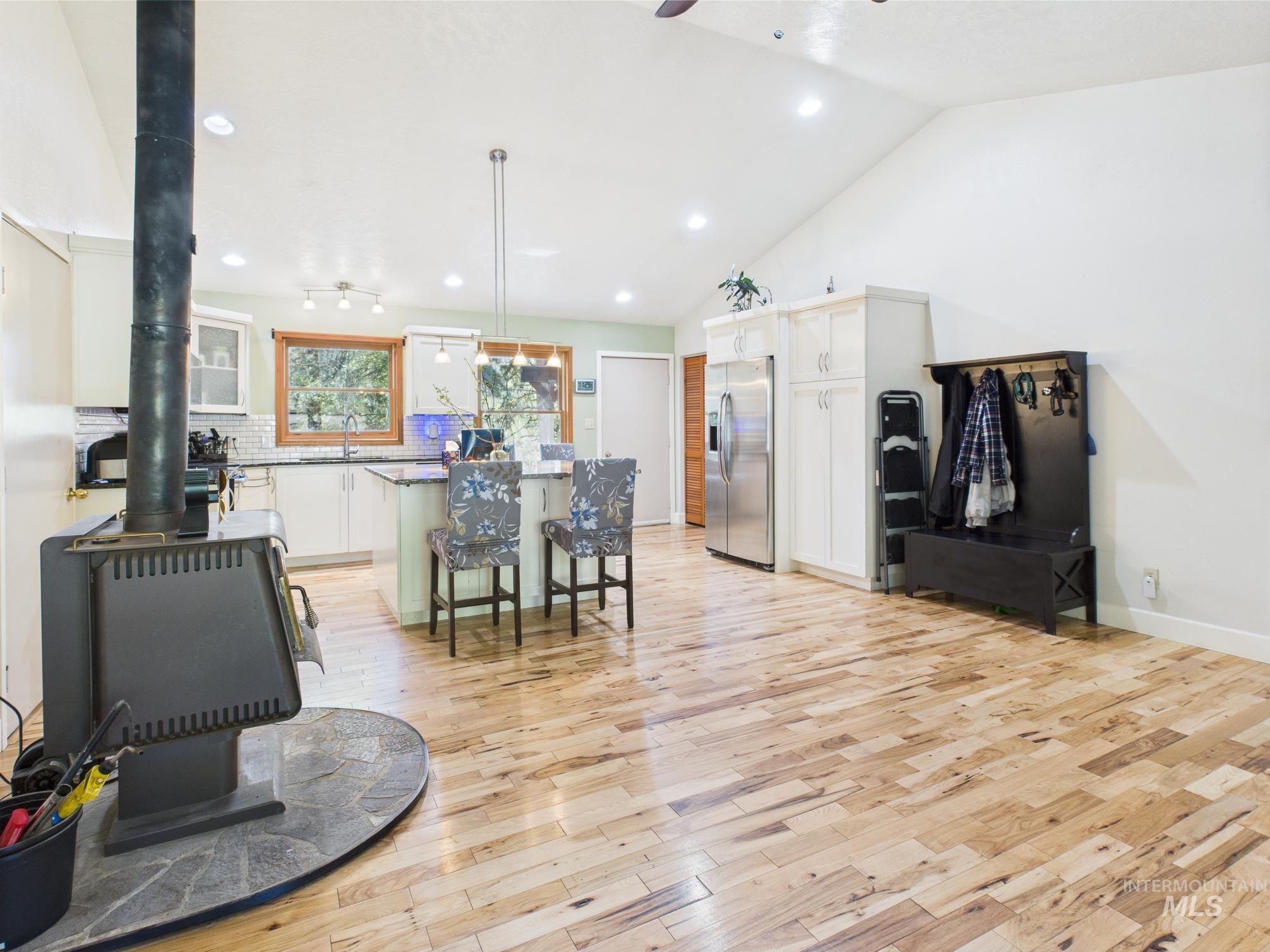9 POND OVERLOOK, Idaho City, Idaho 83631, 3 Bedrooms, 2 Bathrooms, Residential For Sale, Price $475,000, 98945928