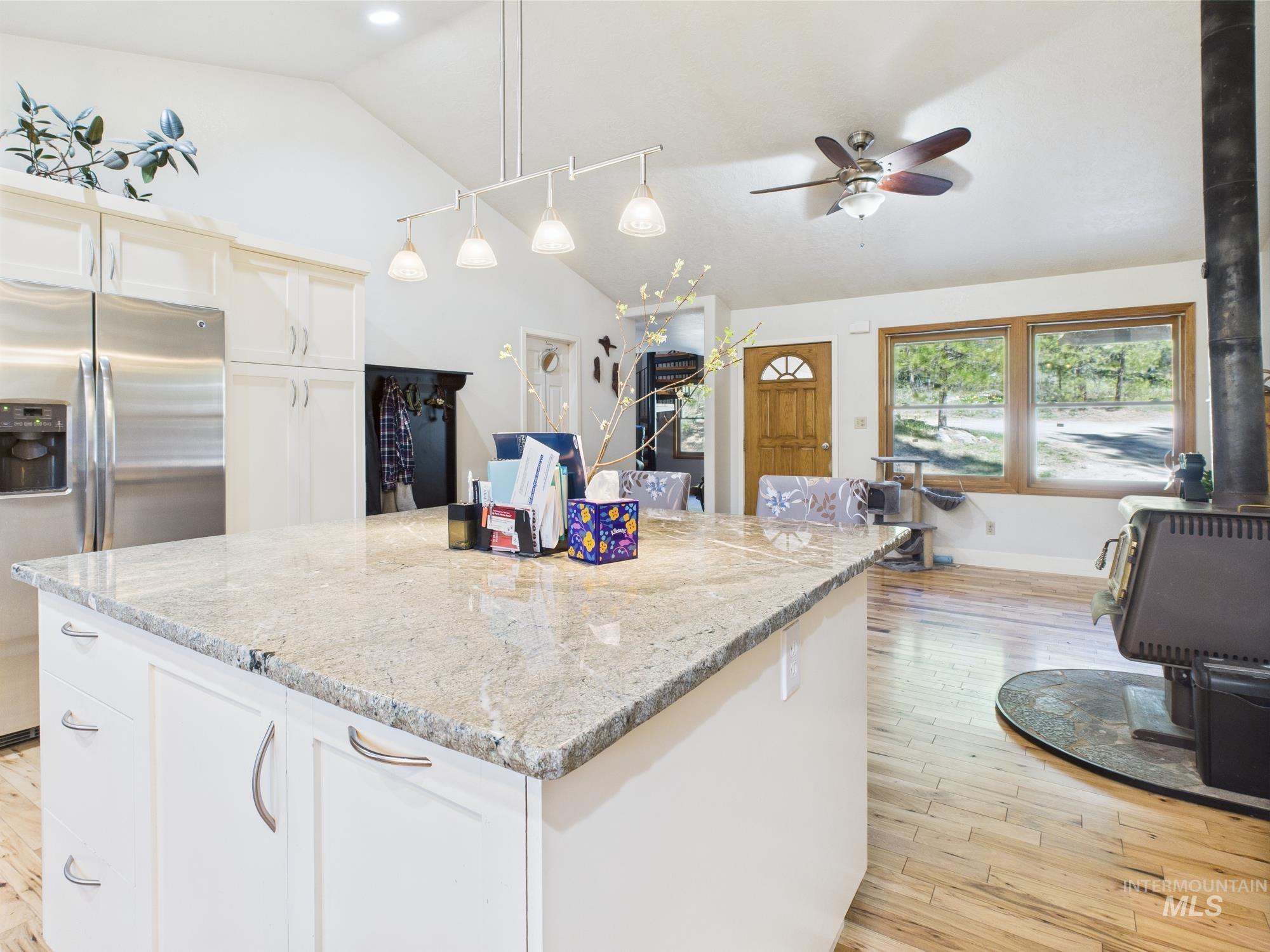 9 POND OVERLOOK, Idaho City, Idaho 83631, 3 Bedrooms, 2 Bathrooms, Residential For Sale, Price $475,000, 98945928