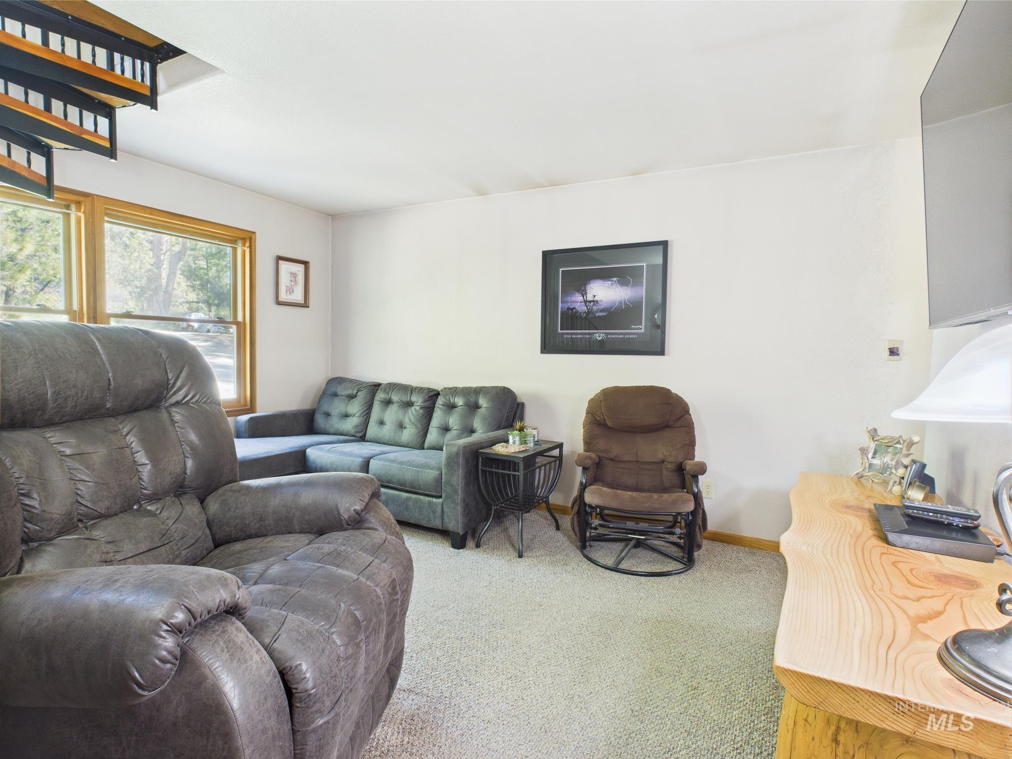 9 POND OVERLOOK, Idaho City, Idaho 83631, 3 Bedrooms, 2 Bathrooms, Residential For Sale, Price $475,000, 98945928