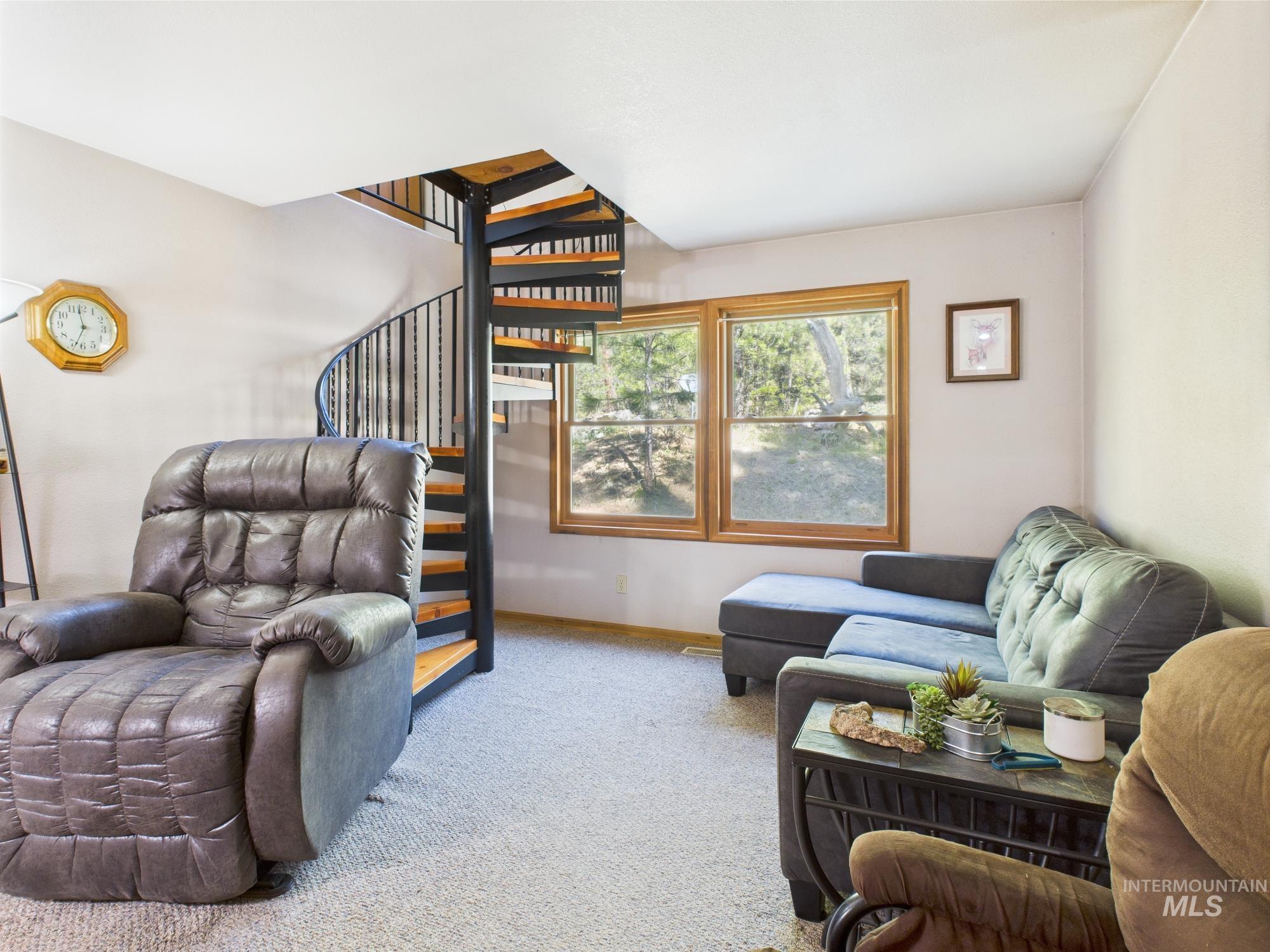 9 POND OVERLOOK, Idaho City, Idaho 83631, 3 Bedrooms, 2 Bathrooms, Residential For Sale, Price $475,000, 98945928