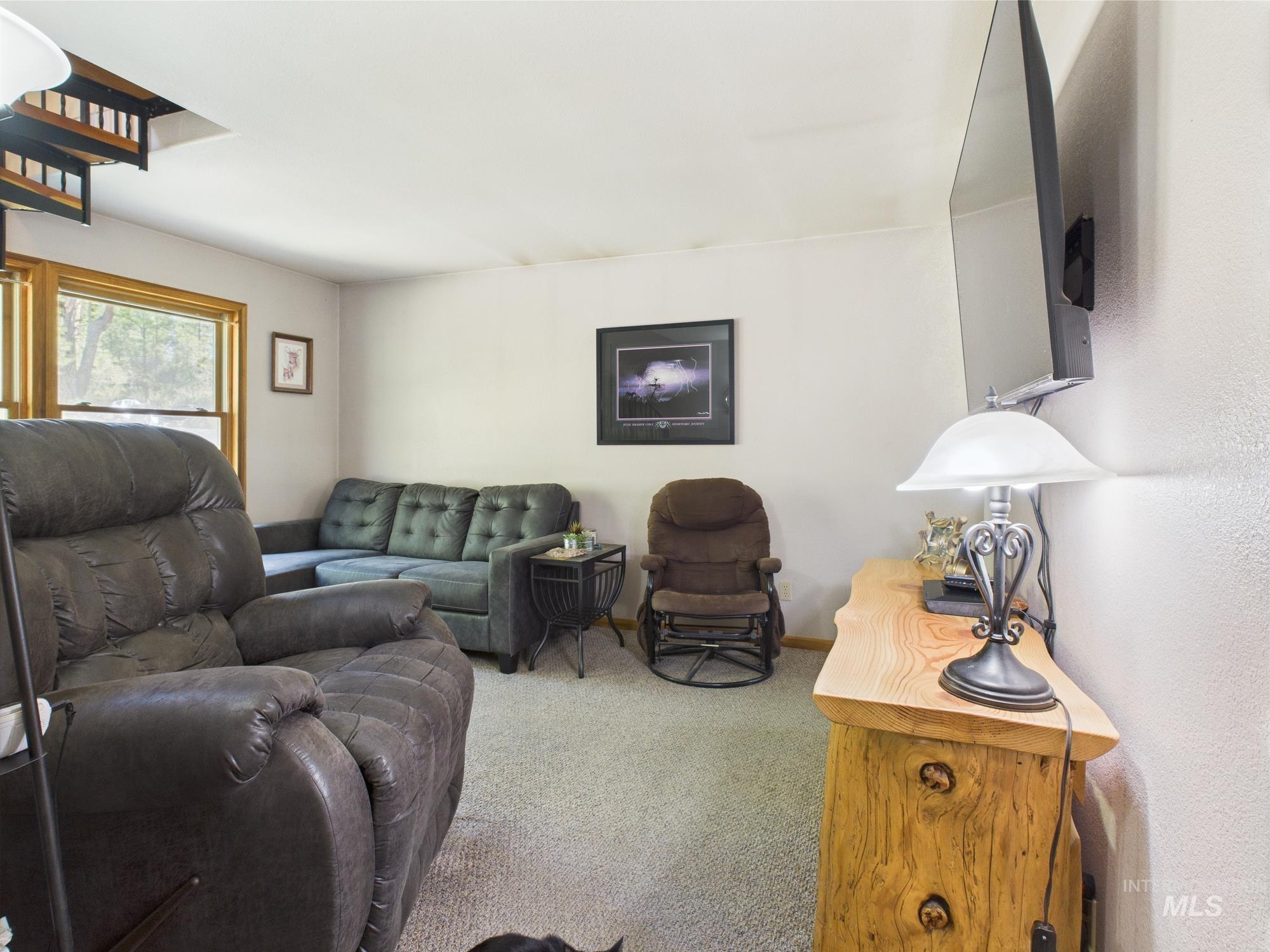 9 POND OVERLOOK, Idaho City, Idaho 83631, 3 Bedrooms, 2 Bathrooms, Residential For Sale, Price $475,000, 98945928