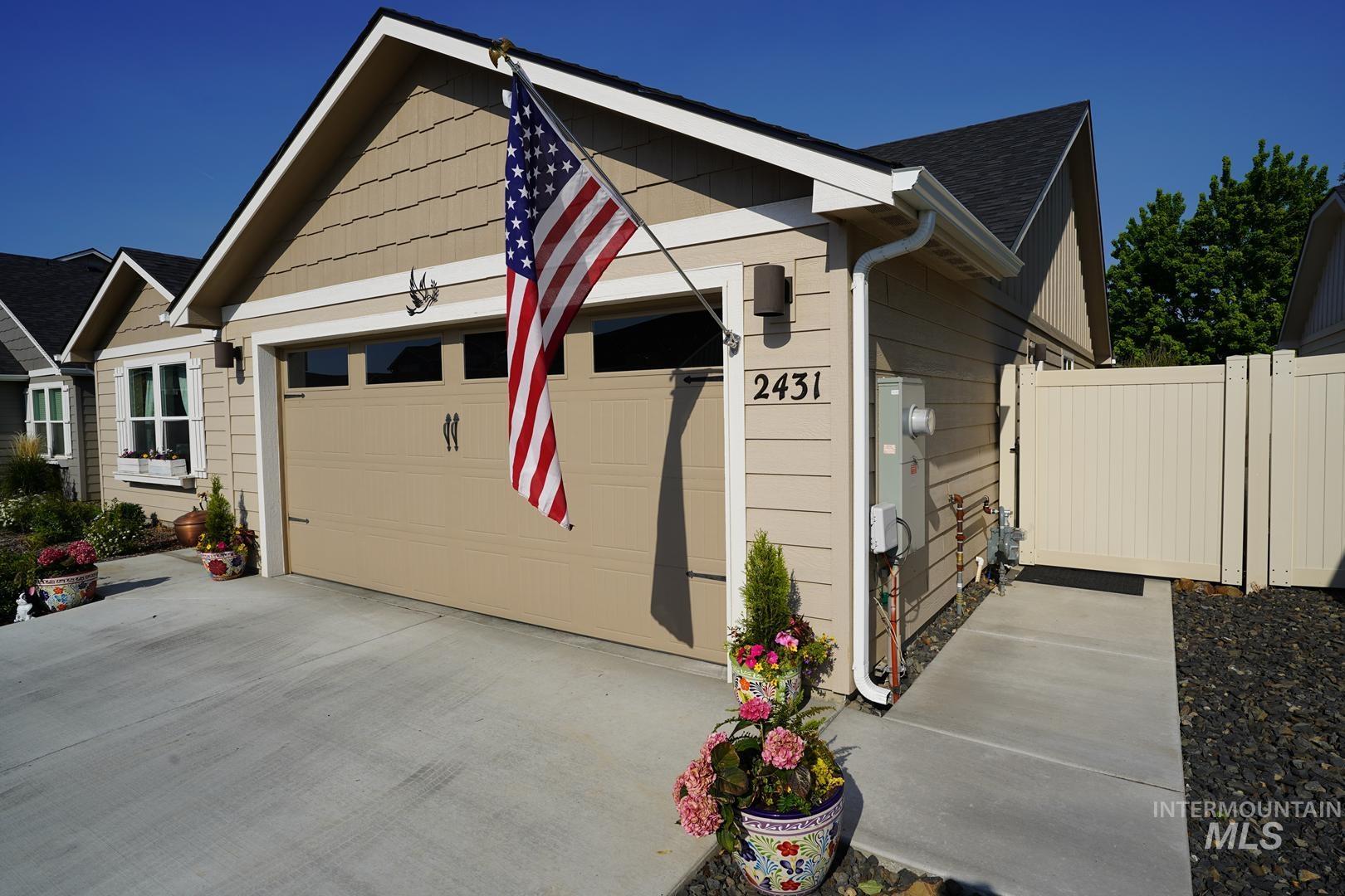 2431 Legacy Ct, Clarkston, Washington 99403, 3 Bedrooms, 2 Bathrooms, Residential For Sale, Price $422,000, 98945932