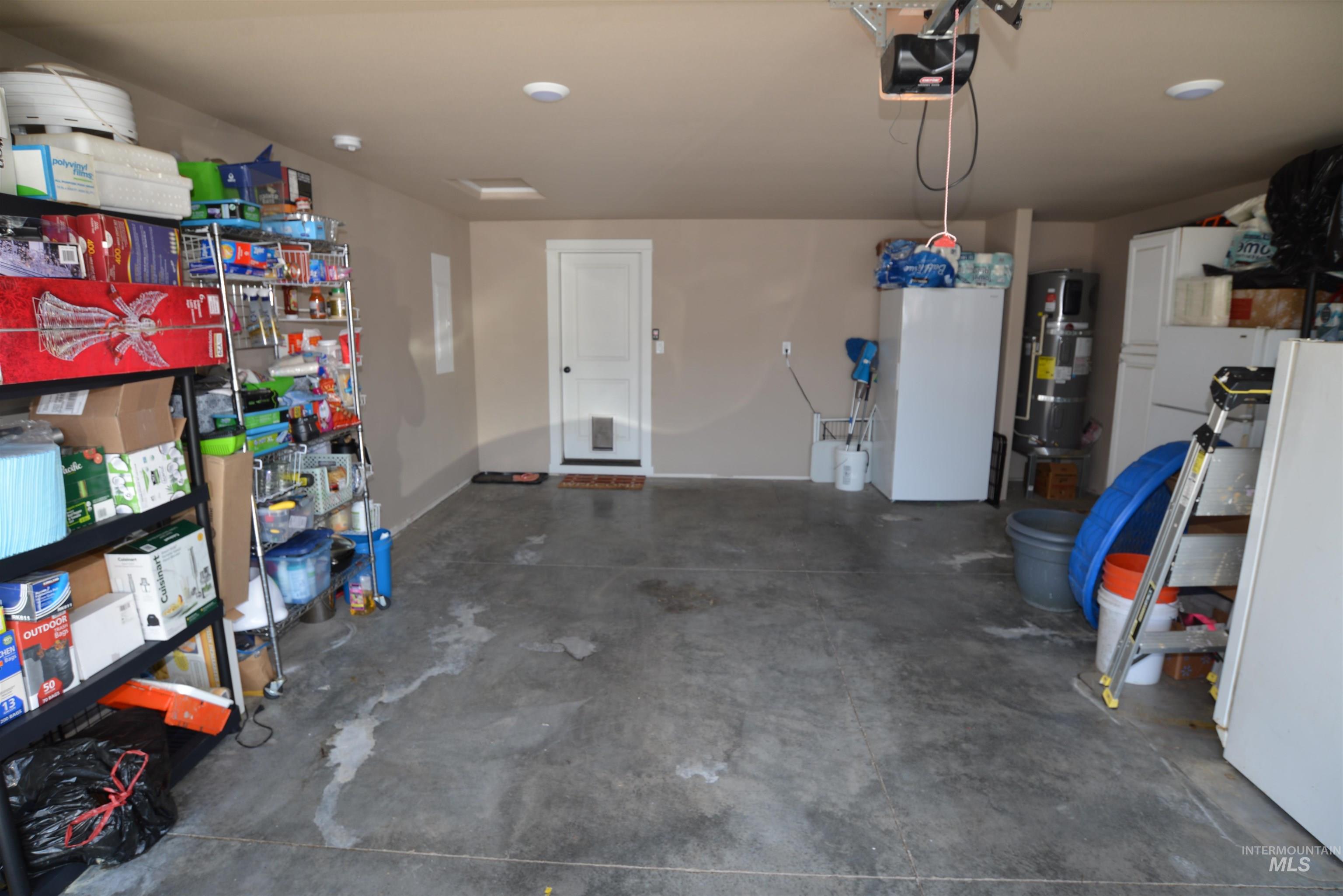 2431 Legacy Ct, Clarkston, Washington 99403, 3 Bedrooms, 2 Bathrooms, Residential For Sale, Price $422,000, 98945932