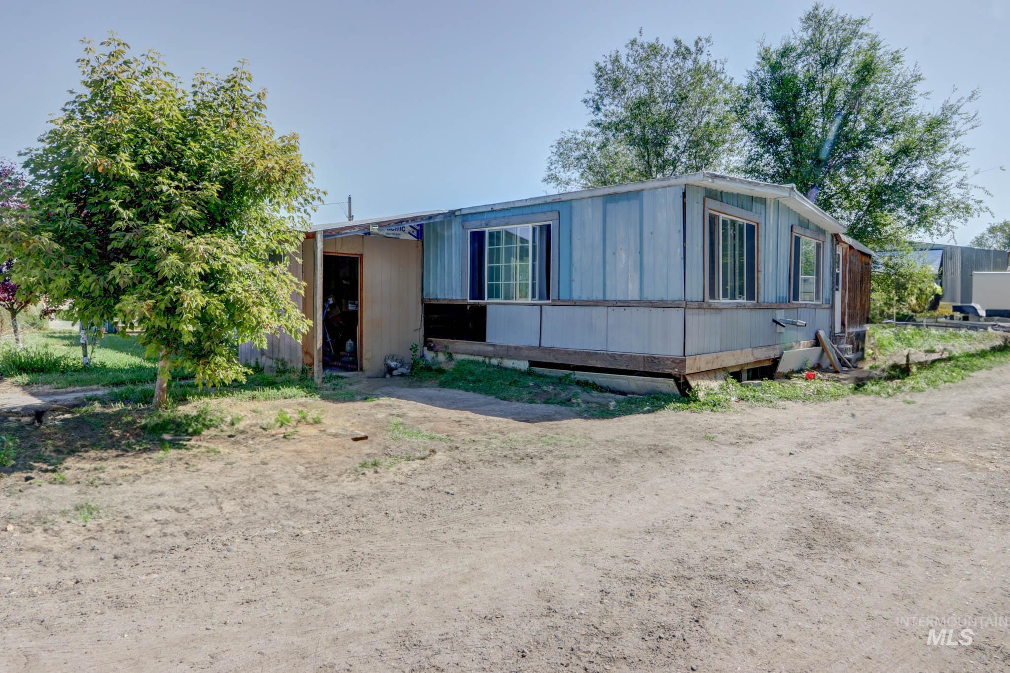 12230 Highway 95, Payette, Idaho 83661, 3 Bedrooms, 2 Bathrooms, Residential For Sale, Price $275,000, 98945939