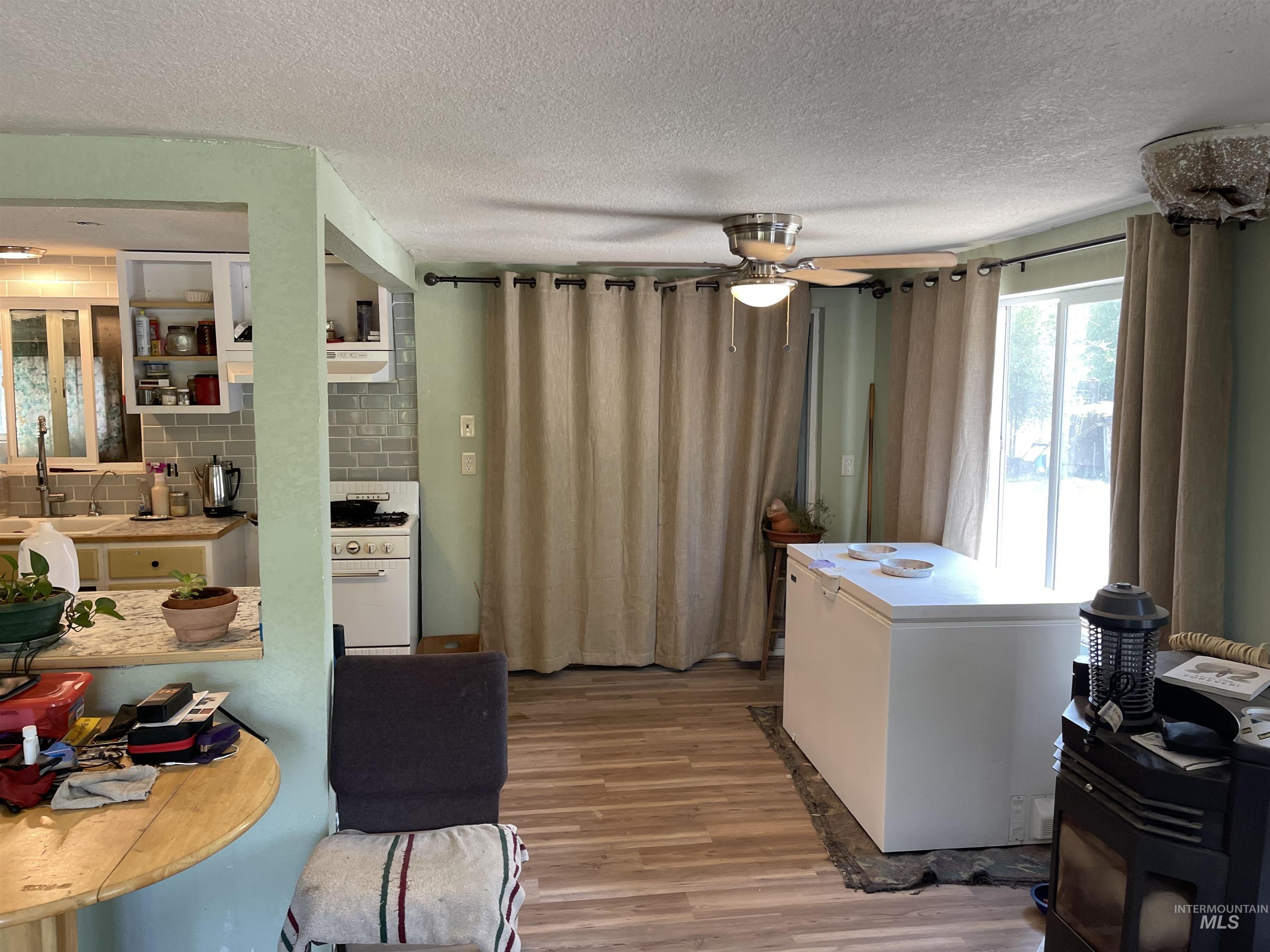 12230 Highway 95, Payette, Idaho 83661, 3 Bedrooms, 2 Bathrooms, Residential For Sale, Price $275,000, 98945939