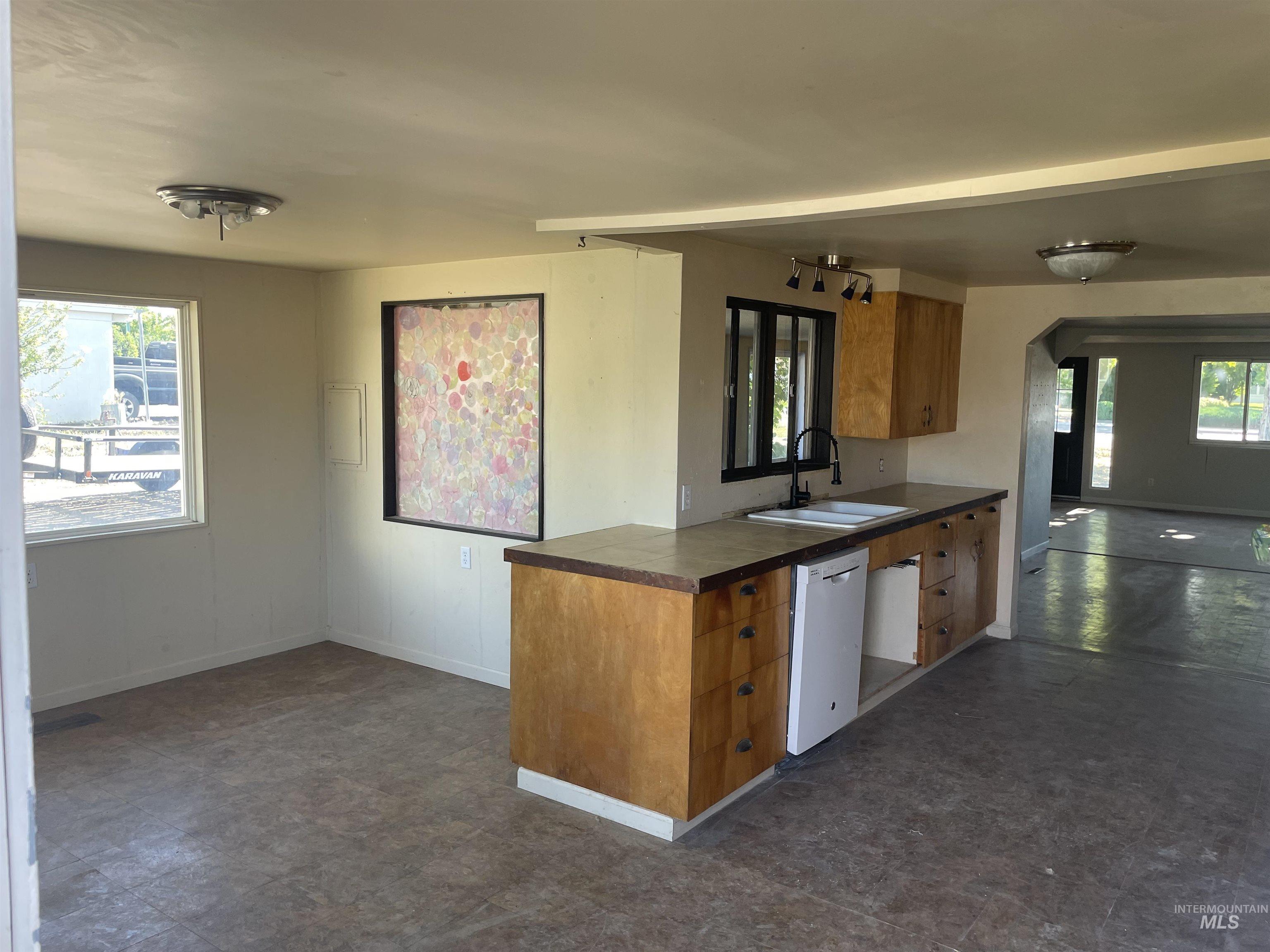 2815 Airport Ave, Caldwell, Idaho 83607, 2 Bedrooms, 2 Bathrooms, Residential For Sale, Price $499,999, 98945948