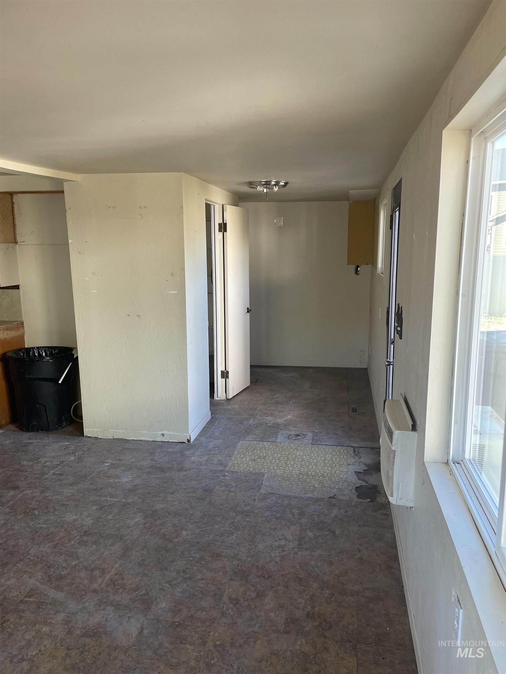 2815 Airport Ave, Caldwell, Idaho 83607, 2 Bedrooms, 2 Bathrooms, Residential For Sale, Price $499,999, 98945948