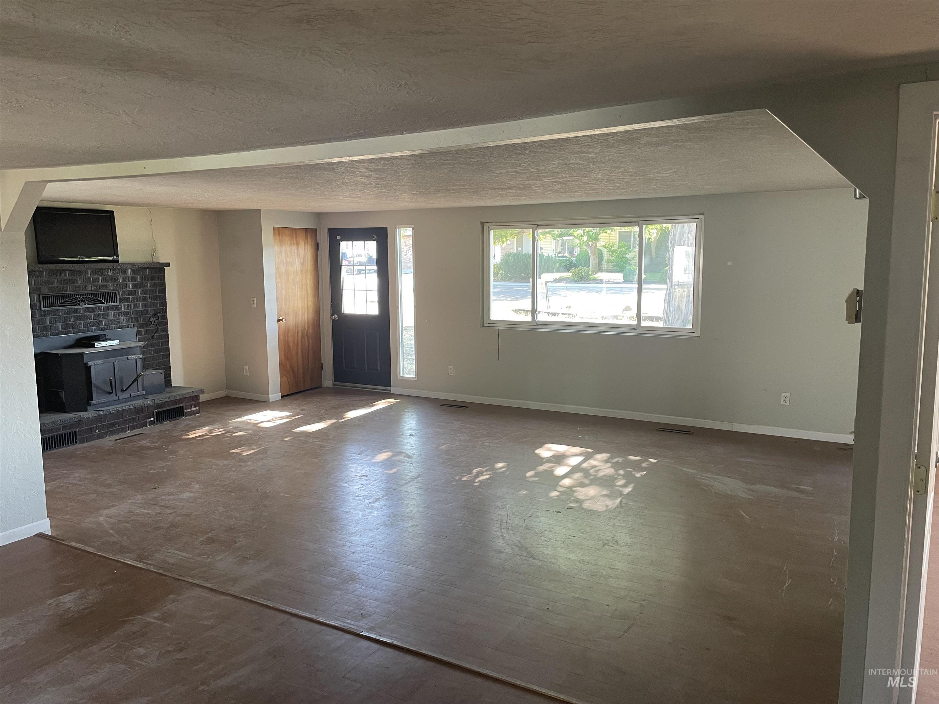 2815 Airport Ave, Caldwell, Idaho 83607, 2 Bedrooms, 2 Bathrooms, Residential For Sale, Price $499,999, 98945948