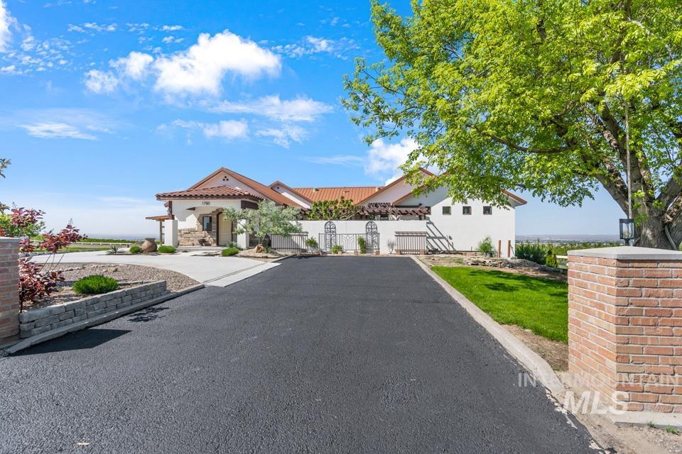 1750 SW 3rd Ave, Fruitland, Idaho 83619, 3 Bedrooms, 3.5 Bathrooms, Residential For Sale, Price $1,130,000, 98945951