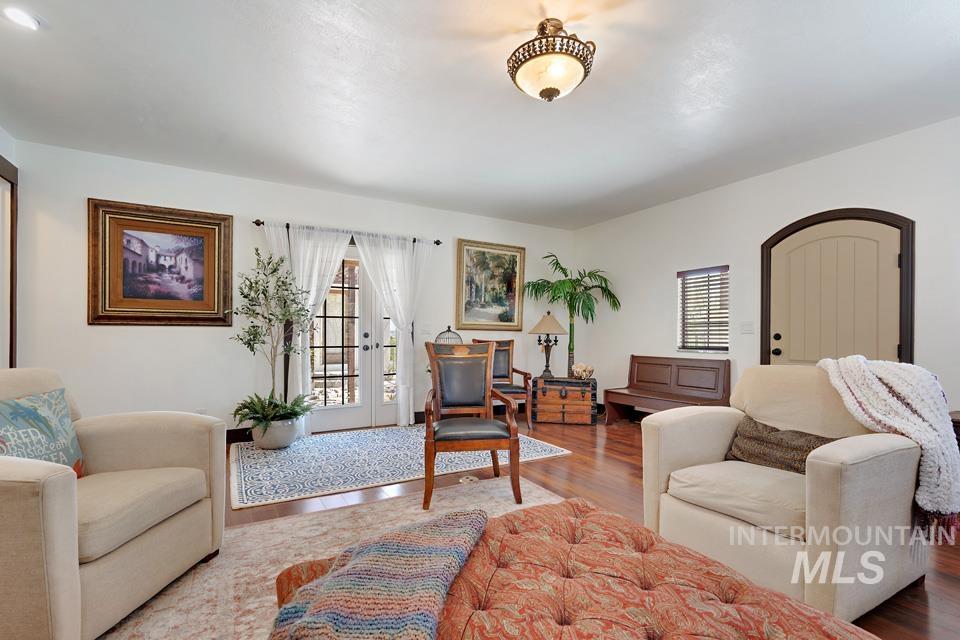 1750 SW 3rd Ave, Fruitland, Idaho 83619, 3 Bedrooms, 3.5 Bathrooms, Residential For Sale, Price $1,130,000, 98945951