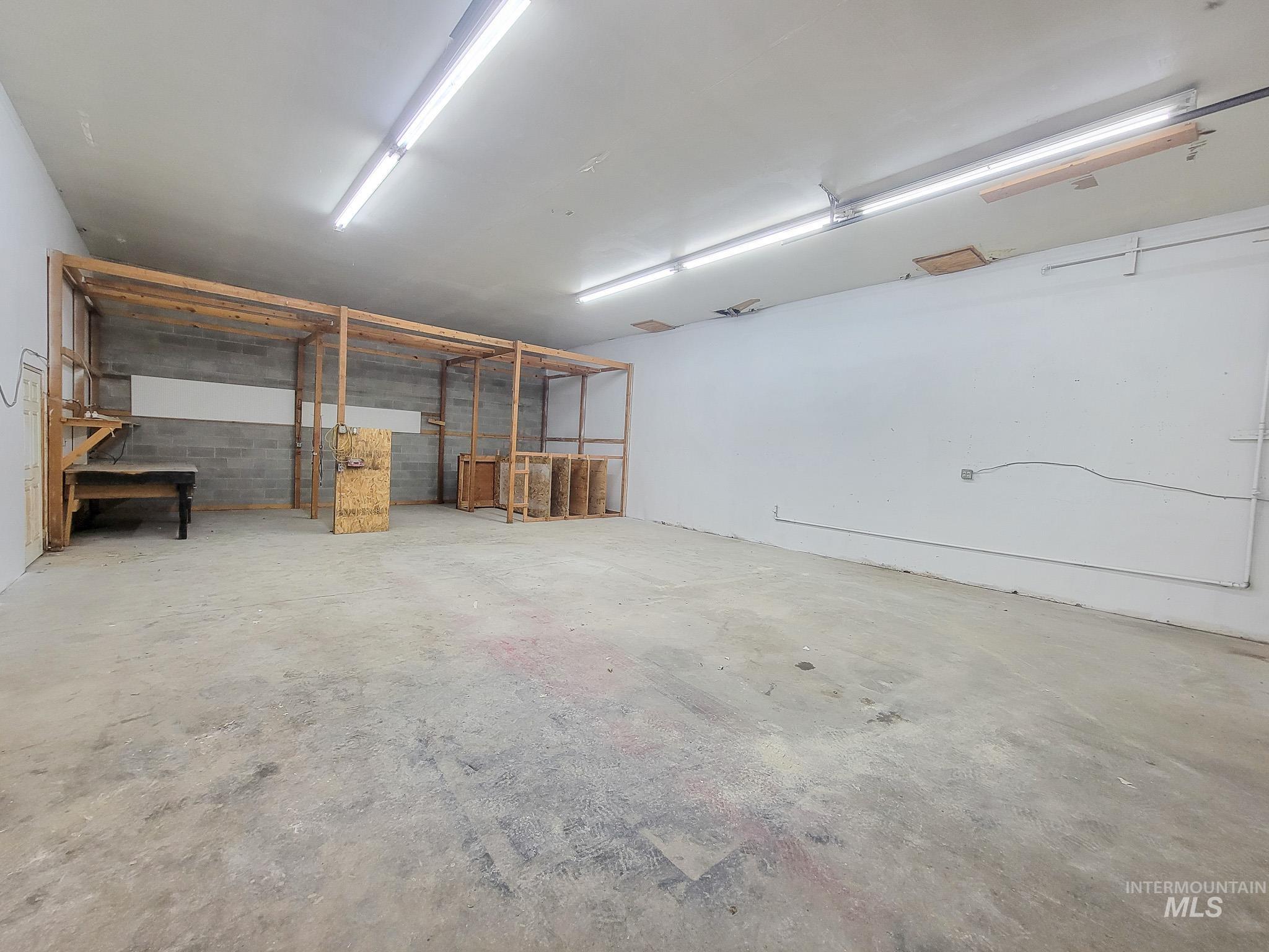 400 Diagonal, Clarkston, Washington 99403, Business/Commercial For Sale, Price $399,900, 98945990