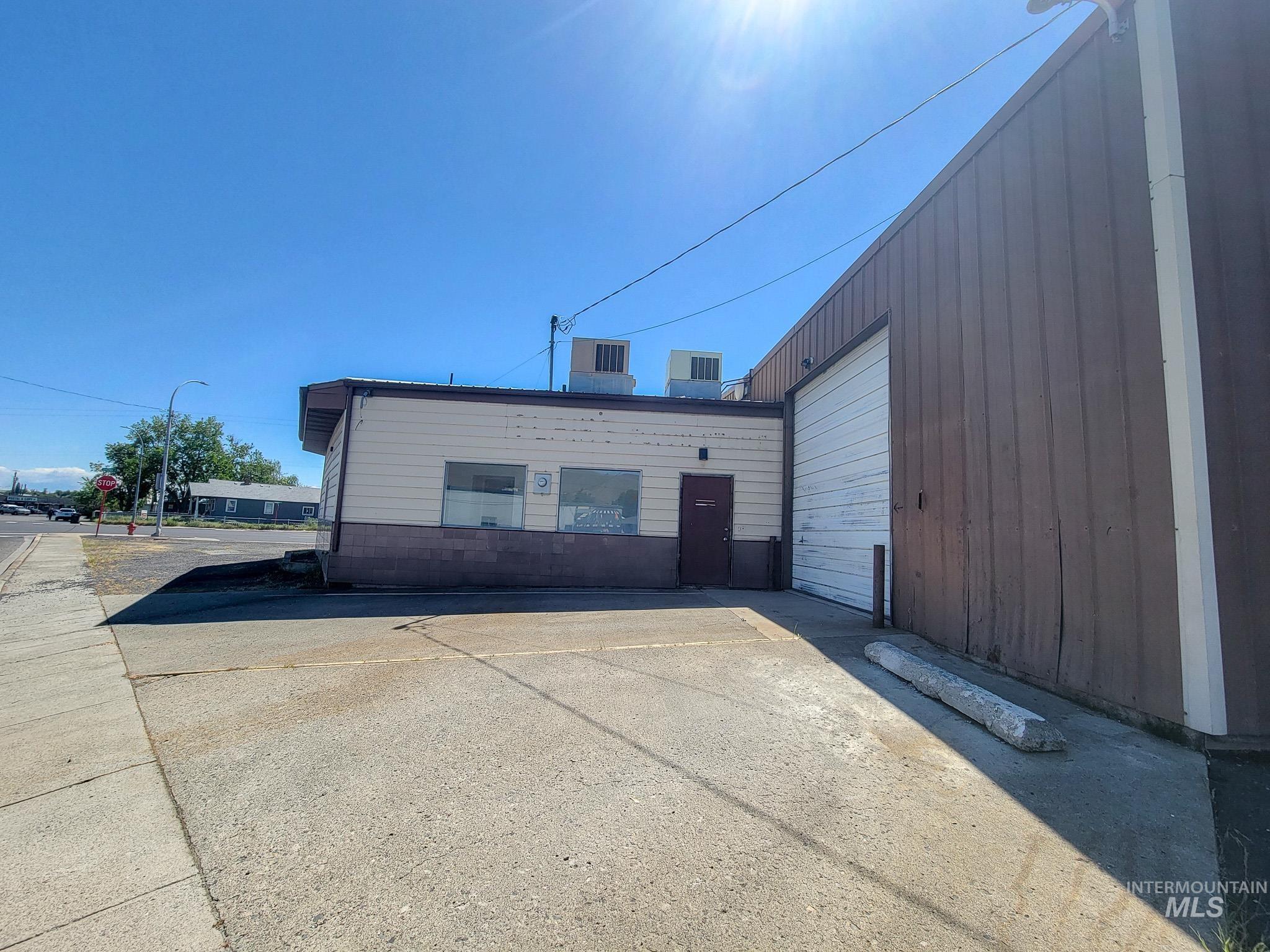 400 Diagonal, Clarkston, Washington 99403, Business/Commercial For Sale, Price $399,900, 98945990