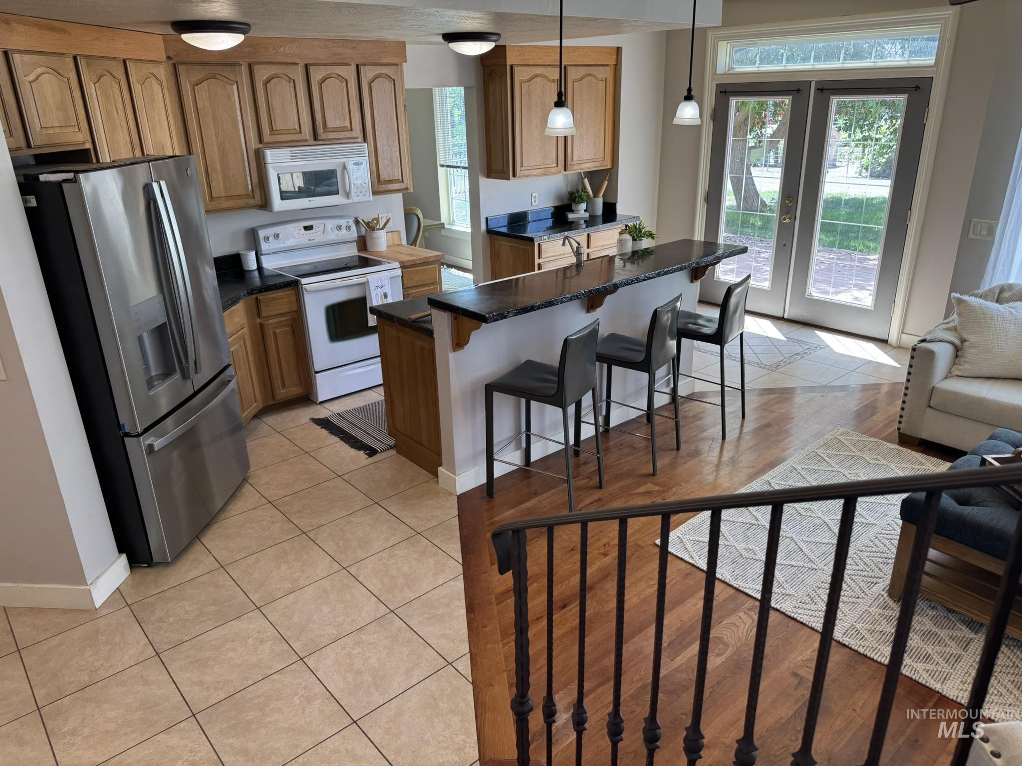 140 W Valley Road, Hagerman, Idaho 83332, 5 Bedrooms, 2.5 Bathrooms, Residential For Sale, Price $425,000, 98946037