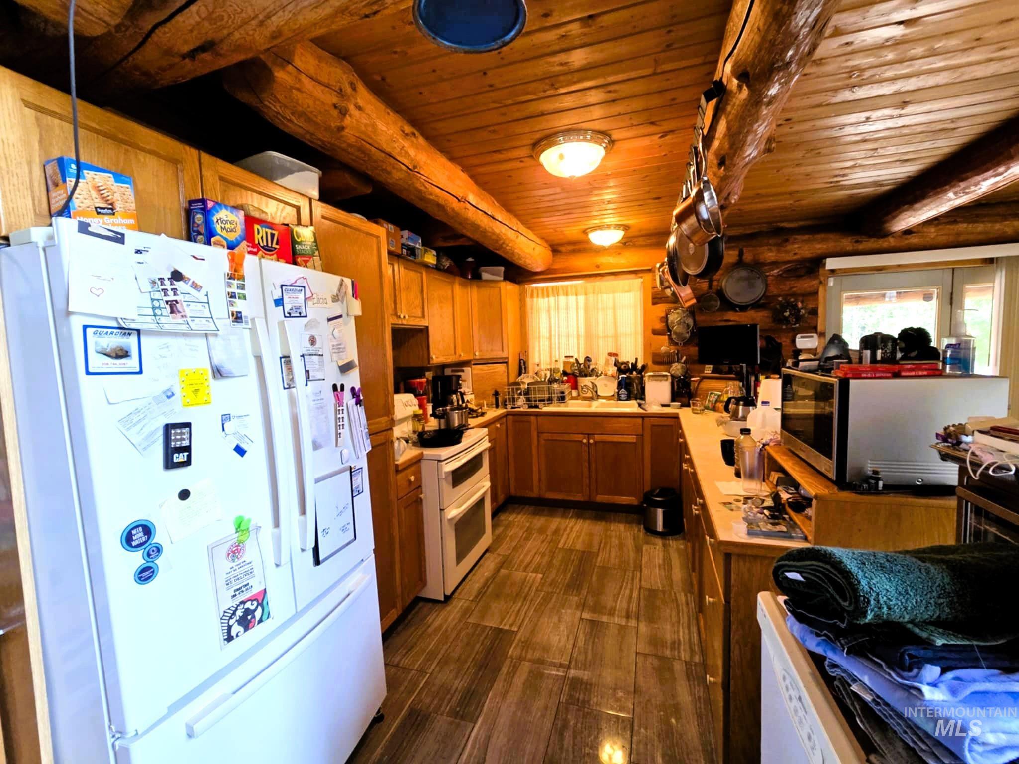 68 Panorama Dr, Lenore, Idaho 83541, 2 Bedrooms, 2 Bathrooms, Residential For Sale, Price $575,000, 98946047