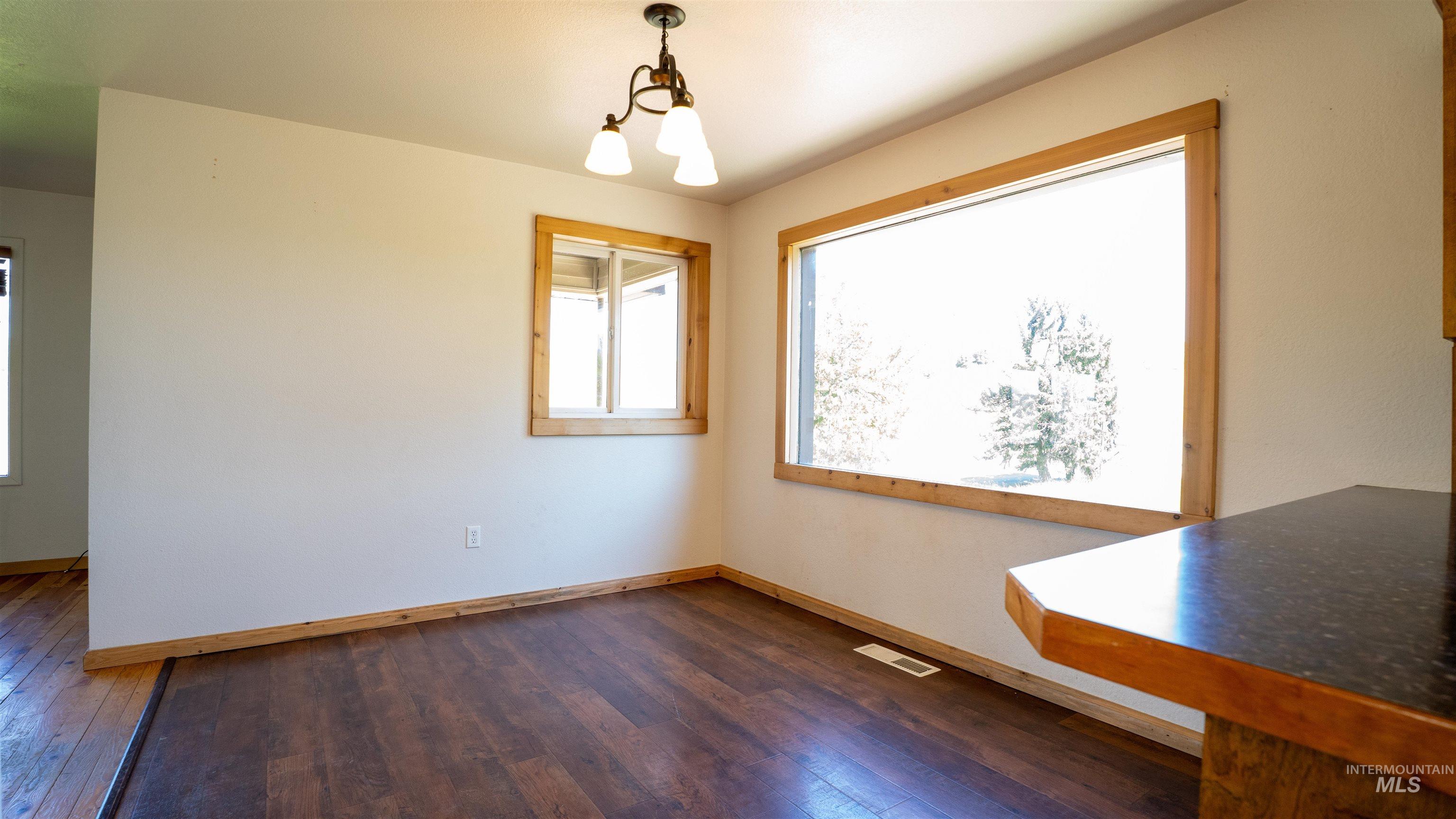 33818 North Rd, Kendrick, Idaho 83537, 5 Bedrooms, 2 Bathrooms, Residential For Sale, Price $445,000, 98946048