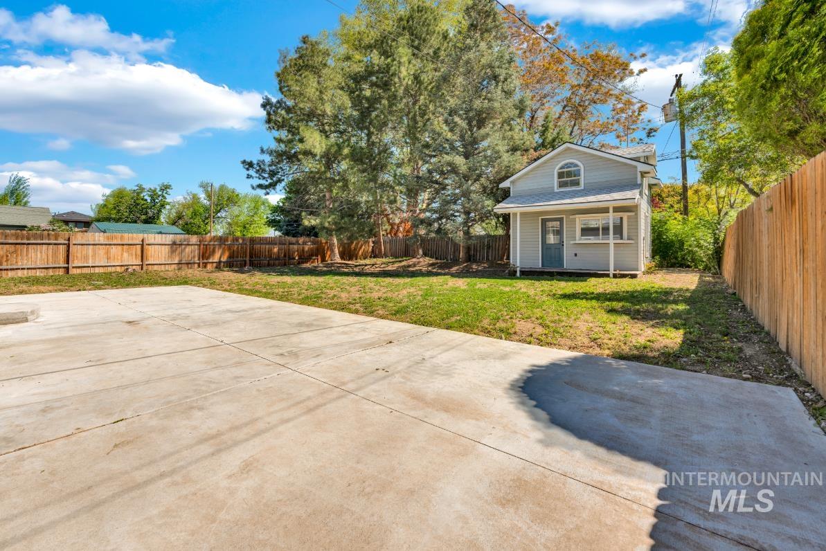 1606 NW 2nd Street, Meridian, Idaho 83642, 4 Bedrooms, 2 Bathrooms, Residential For Sale, Price $430,000, 98946050