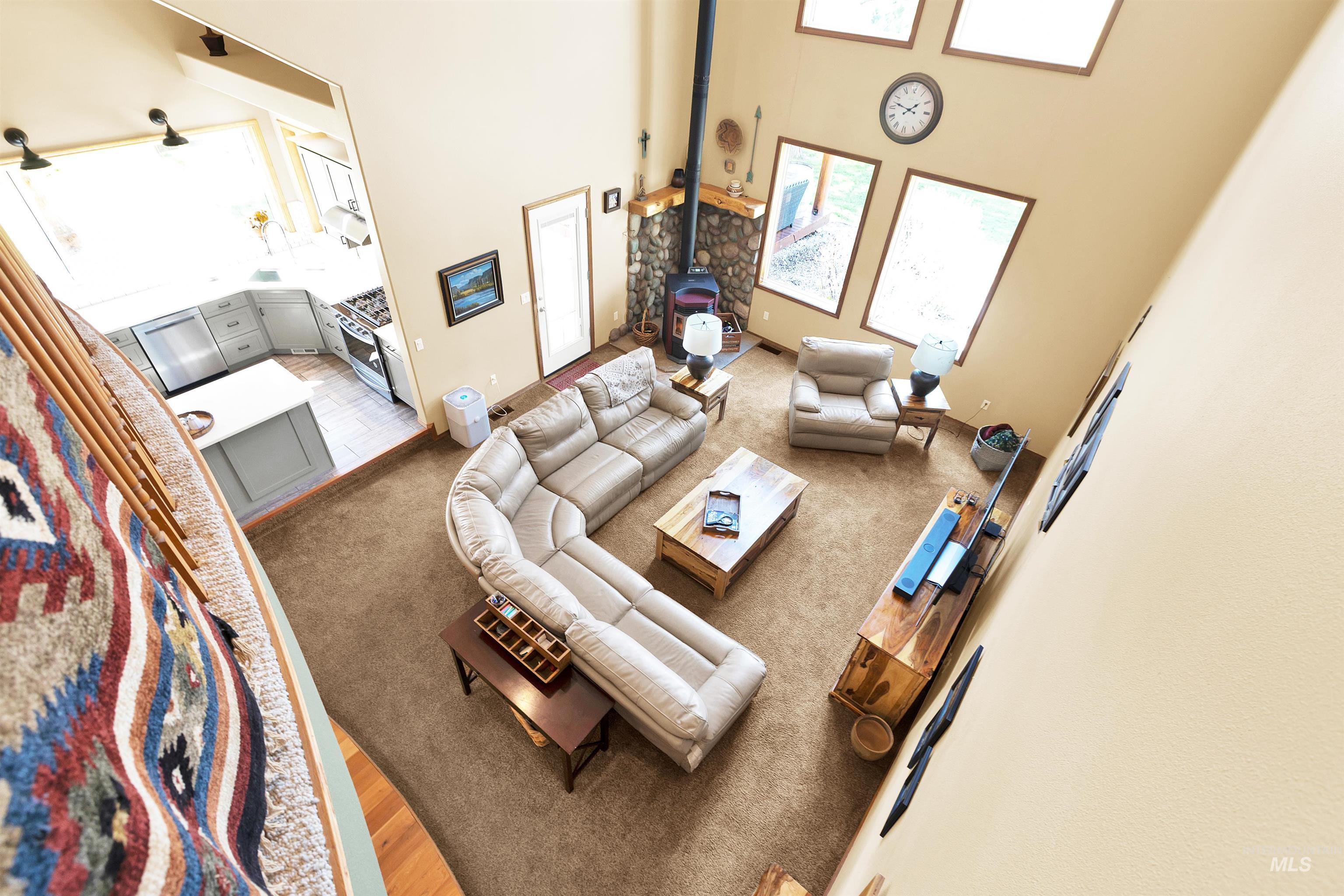 15 Skyline Lane, Garden Valley, Idaho 83622, 3 Bedrooms, 3 Bathrooms, Residential For Sale, Price $995,000, 98946053