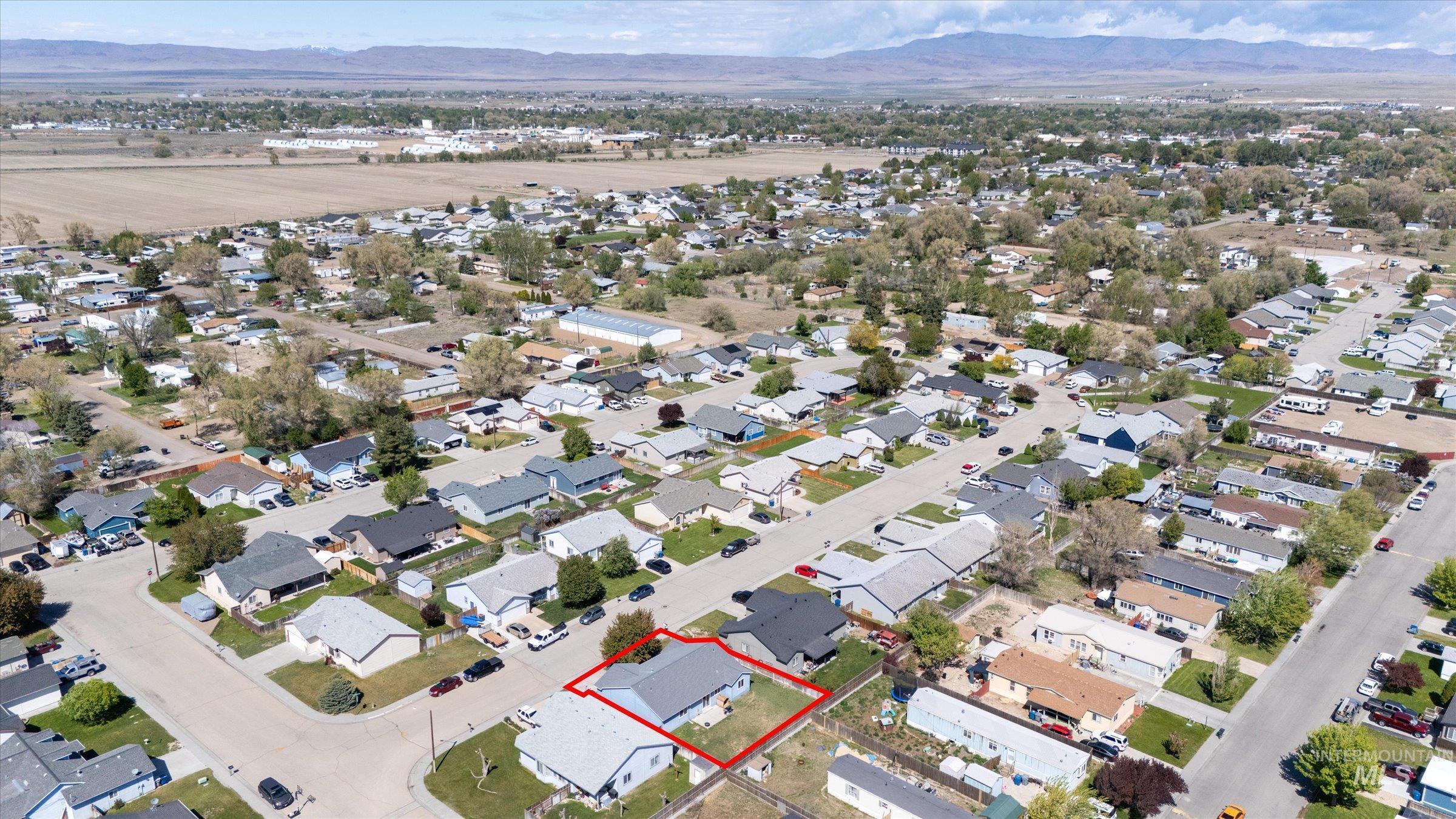 1505 Peregrine Dr, Mountain Home, Idaho 83647-4433, 4 Bedrooms, 2 Bathrooms, Residential For Sale, Price $334,500, 98946060