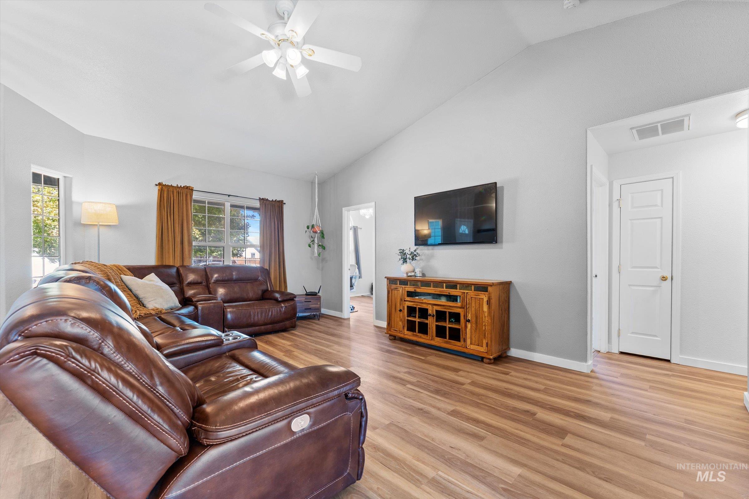 1505 Peregrine Dr, Mountain Home, Idaho 83647-4433, 4 Bedrooms, 2 Bathrooms, Residential For Sale, Price $334,500, 98946060