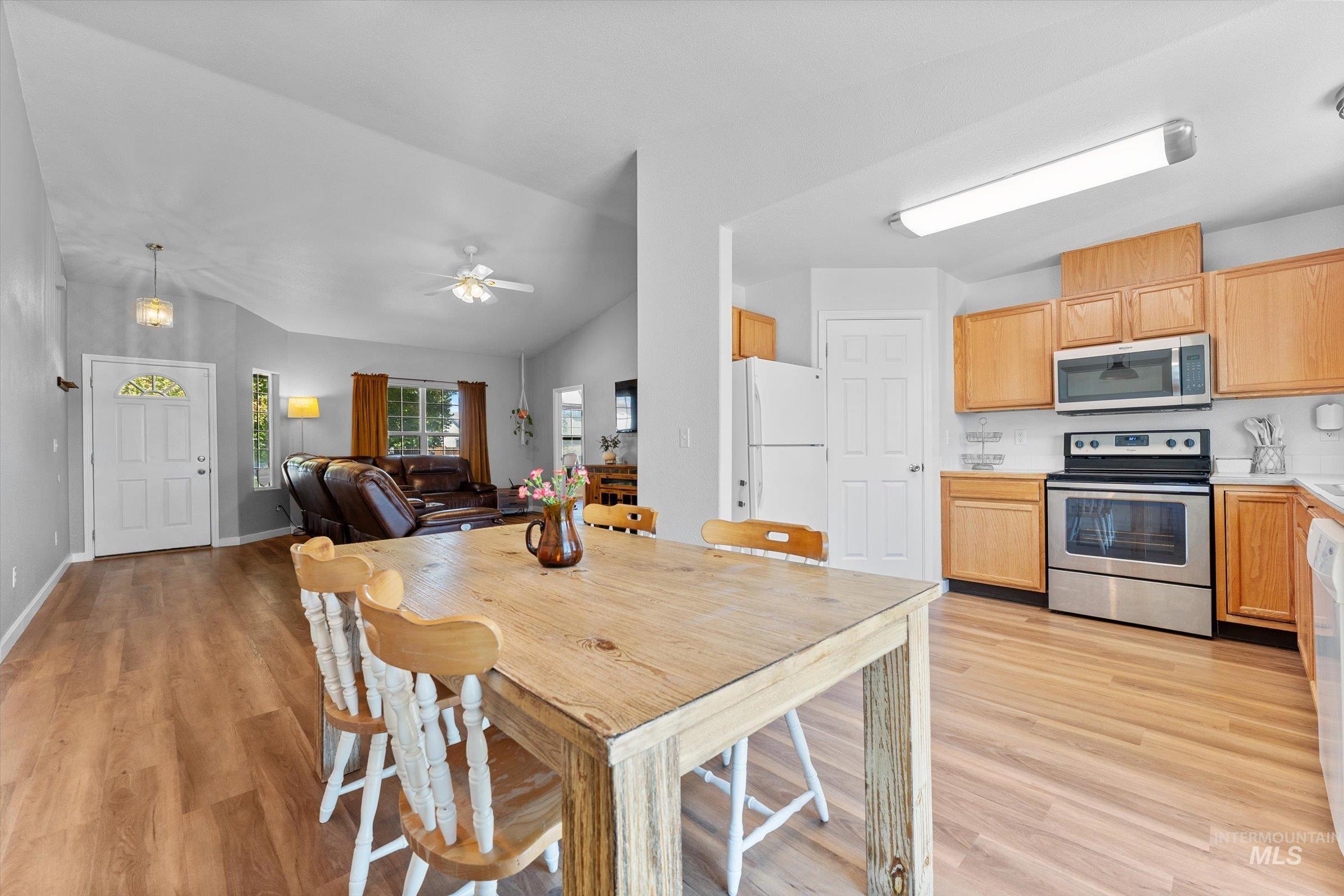 1505 Peregrine Dr, Mountain Home, Idaho 83647-4433, 4 Bedrooms, 2 Bathrooms, Residential For Sale, Price $334,500, 98946060