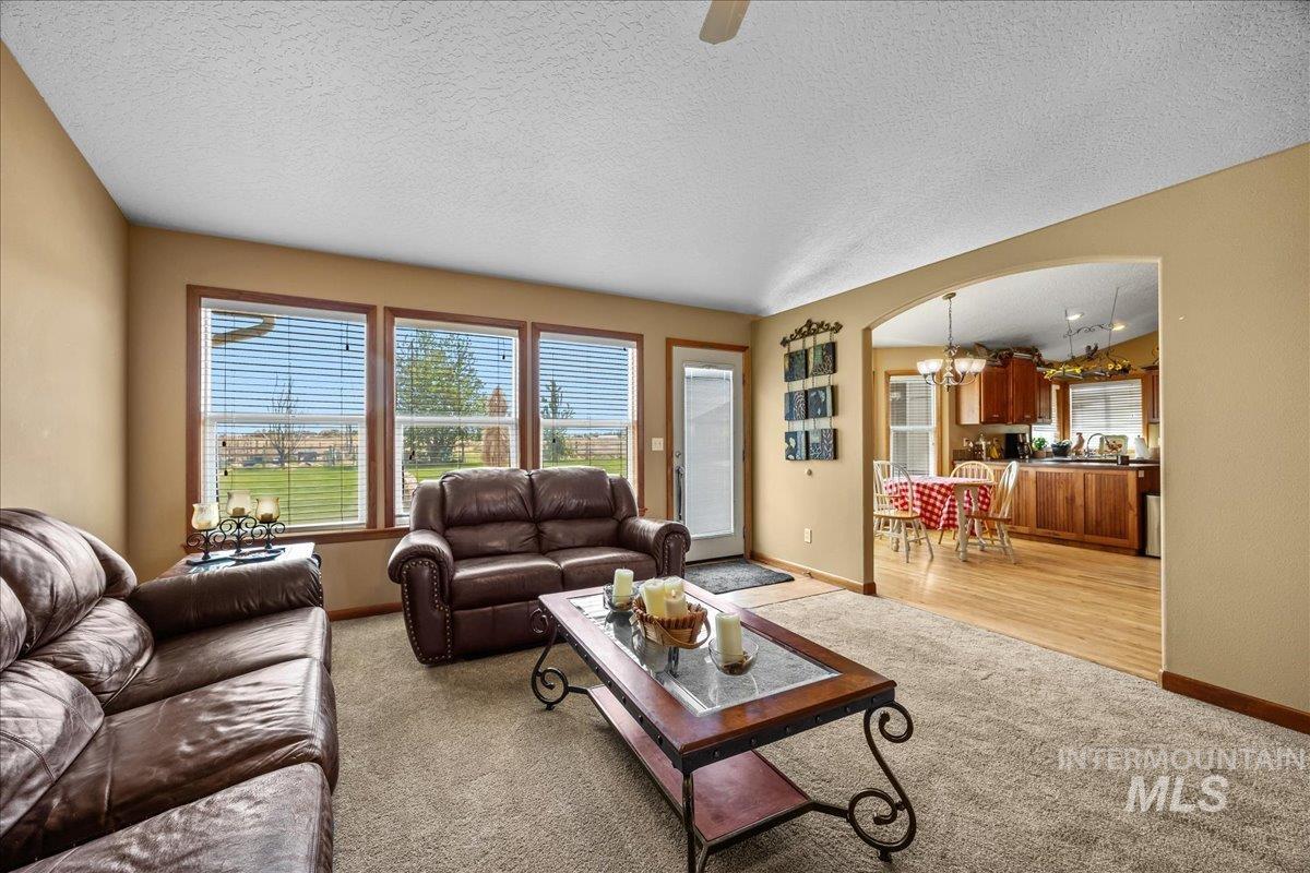 19250 Quarter Mile Ln, Caldwell, Idaho 83607-9002, 6 Bedrooms, 4 Bathrooms, Residential For Sale, Price $899,700, 98946100