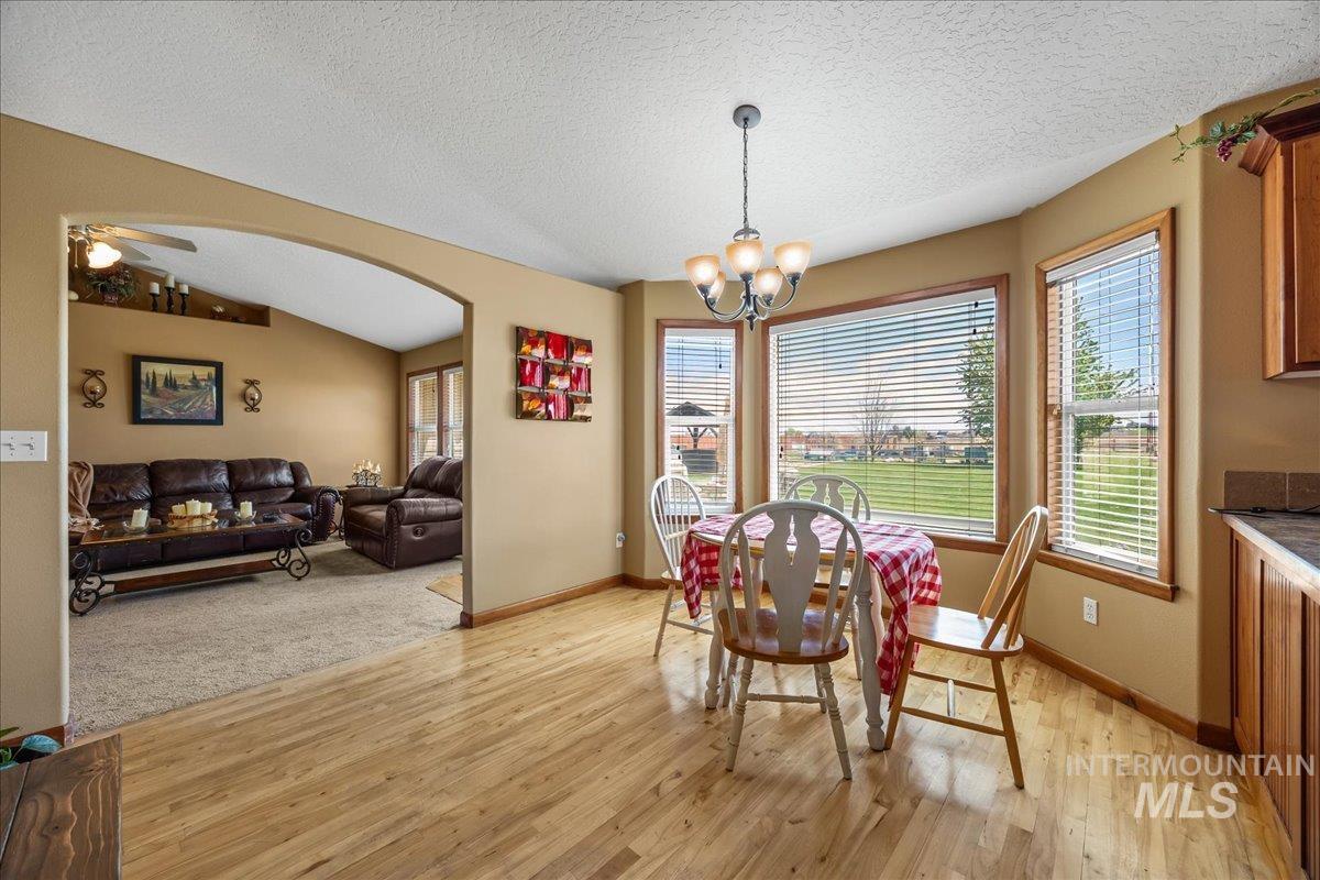 19250 Quarter Mile Ln, Caldwell, Idaho 83607-9002, 6 Bedrooms, 4 Bathrooms, Residential For Sale, Price $899,700, 98946100