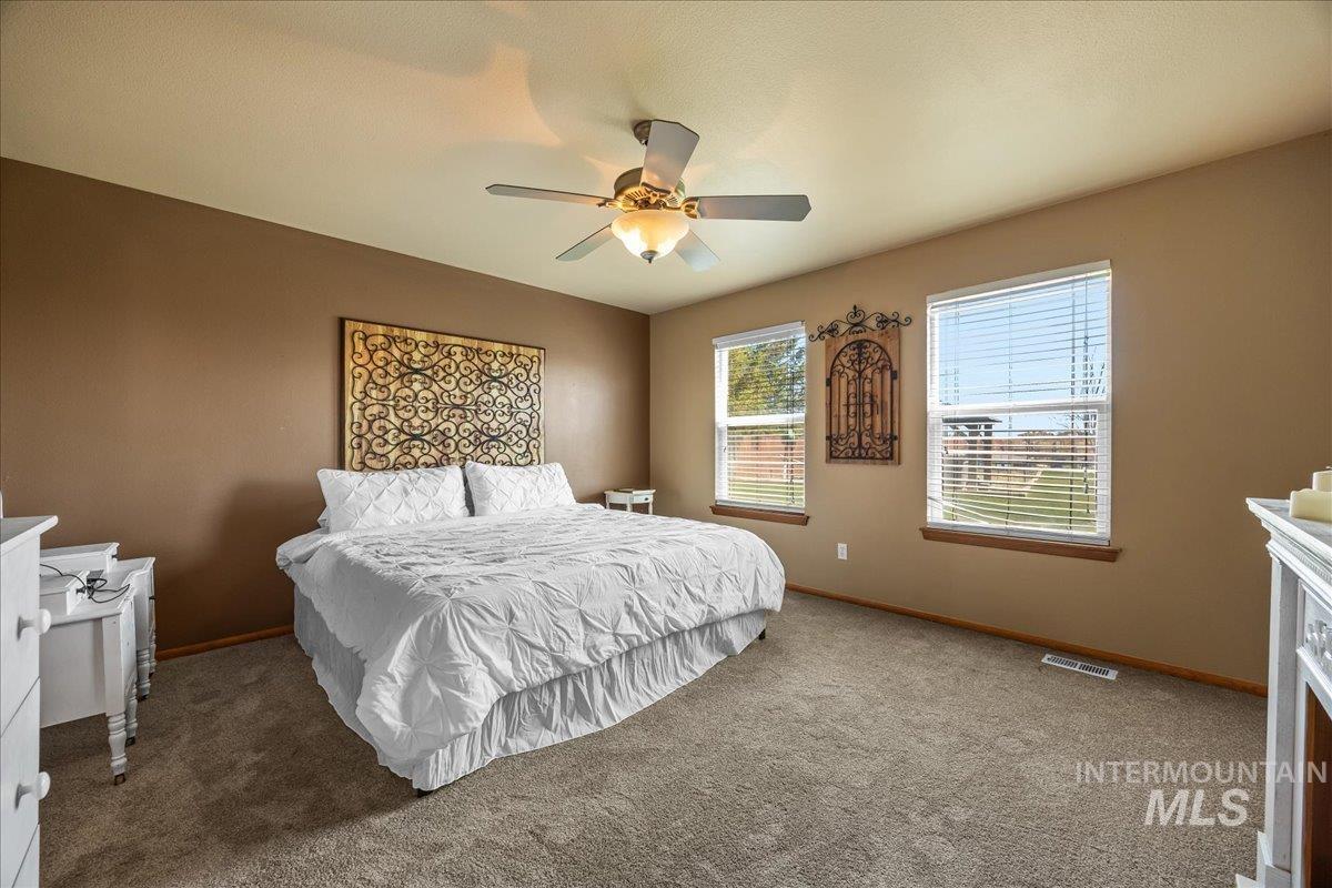 19250 Quarter Mile Ln, Caldwell, Idaho 83607-9002, 6 Bedrooms, 4 Bathrooms, Residential For Sale, Price $899,700, 98946100