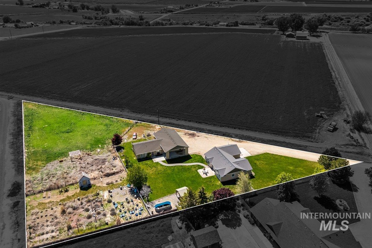 19250 Quarter Mile Ln, Caldwell, Idaho 83607-9002, 6 Bedrooms, 4 Bathrooms, Residential For Sale, Price $899,700, 98946100