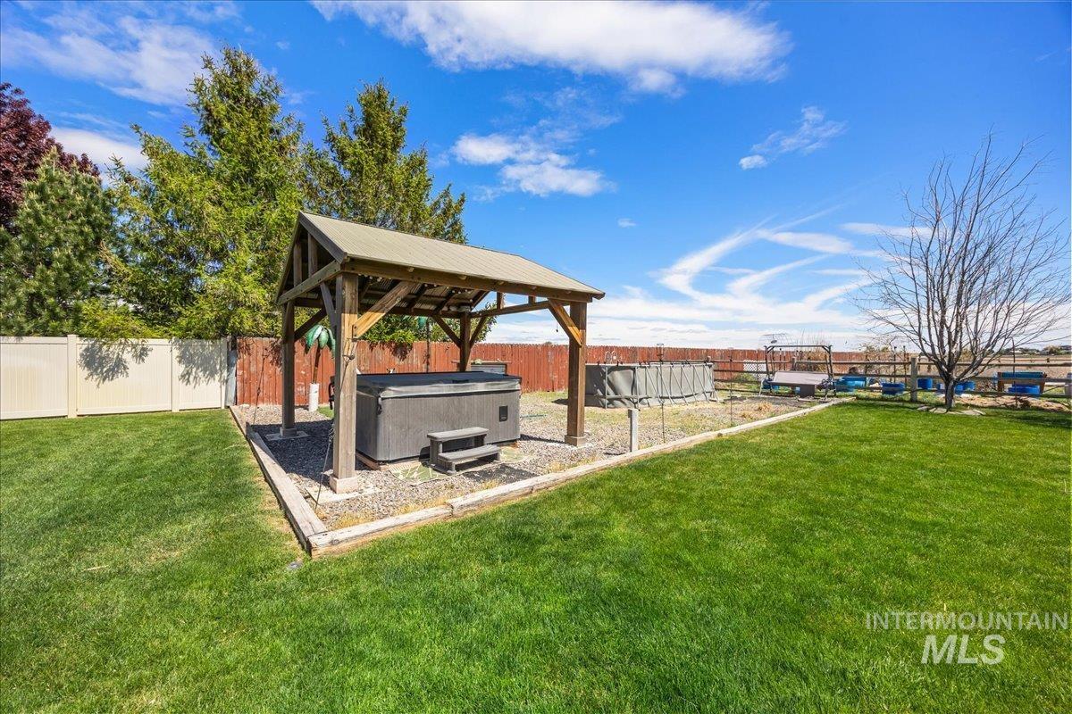 19250 Quarter Mile Ln, Caldwell, Idaho 83607-9002, 6 Bedrooms, 4 Bathrooms, Residential For Sale, Price $899,700, 98946100