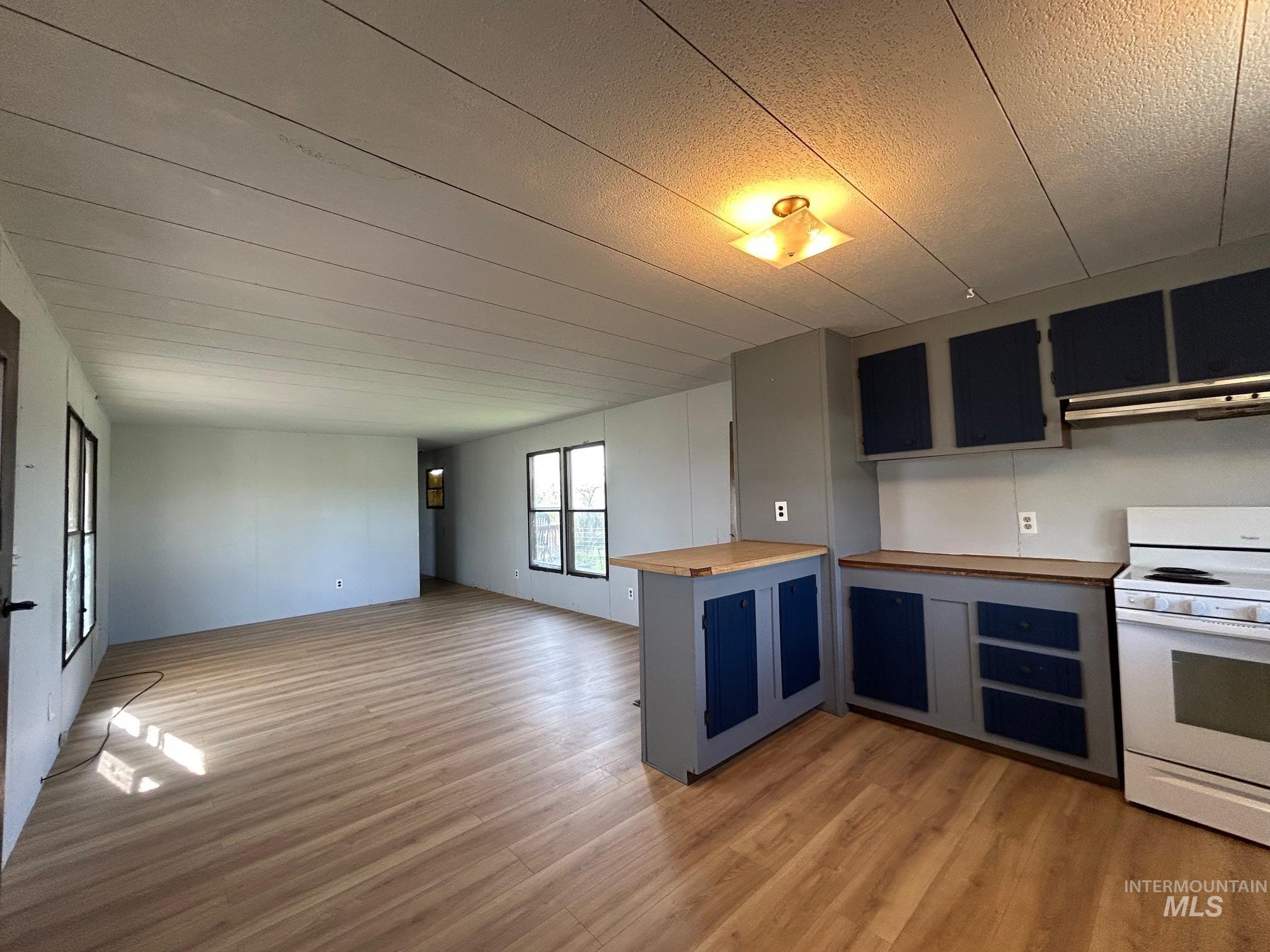 516 N 1st Avenue, Craigmont, Idaho 83523, 2 Bedrooms, 1 Bathroom, Residential For Sale, Price $135,000, 98946116