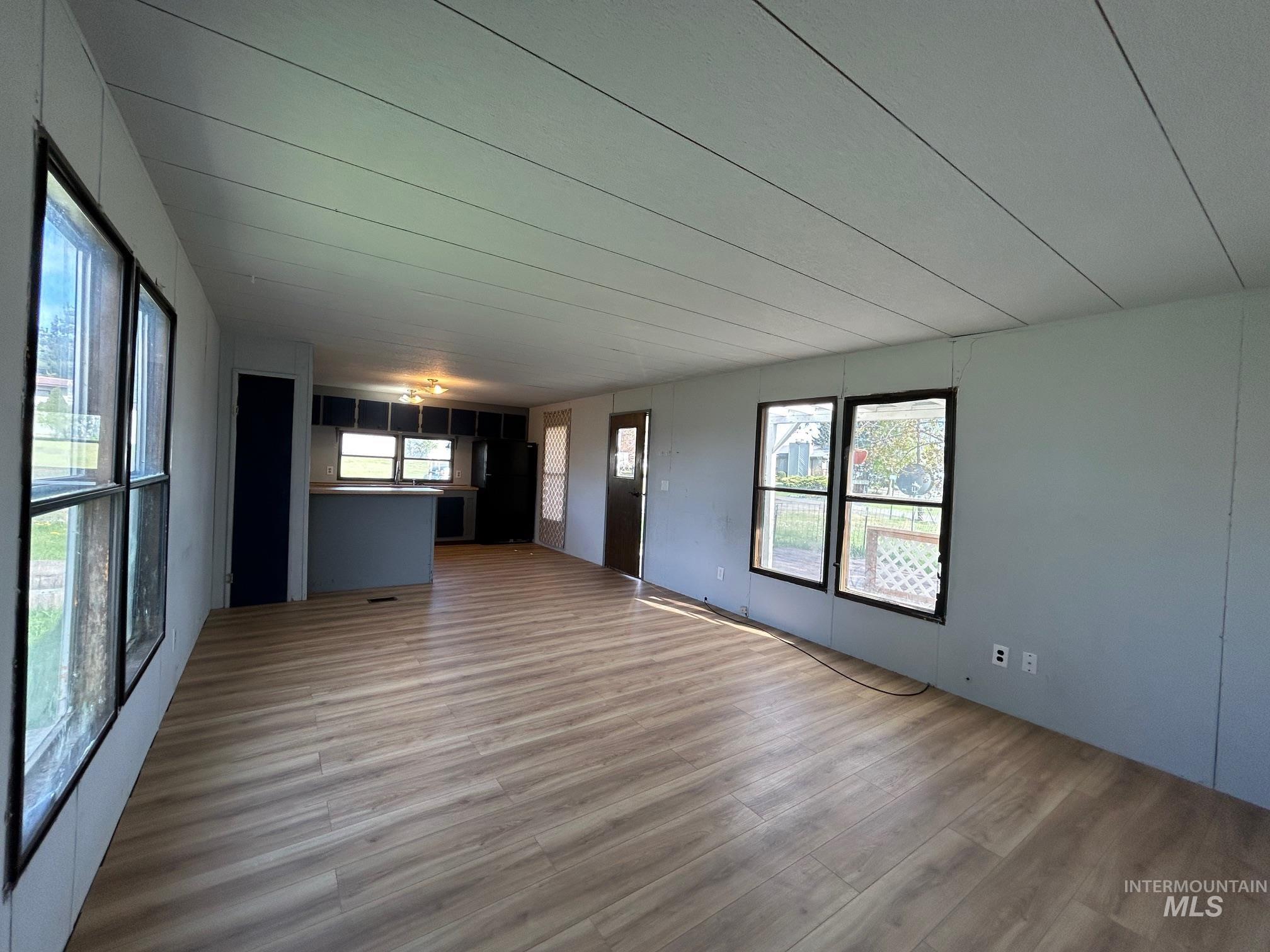 516 N 1st Avenue, Craigmont, Idaho 83523, 2 Bedrooms, 1 Bathroom, Residential For Sale, Price $135,000, 98946116