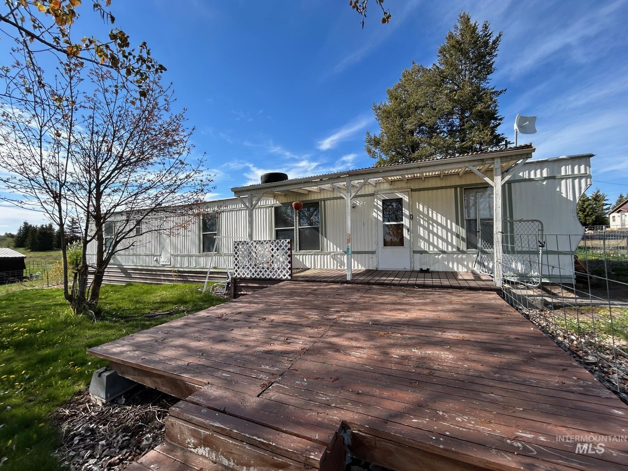 516 N 1st Avenue, Craigmont, Idaho 83523, 2 Bedrooms, 1 Bathroom, Residential For Sale, Price $135,000, 98946116
