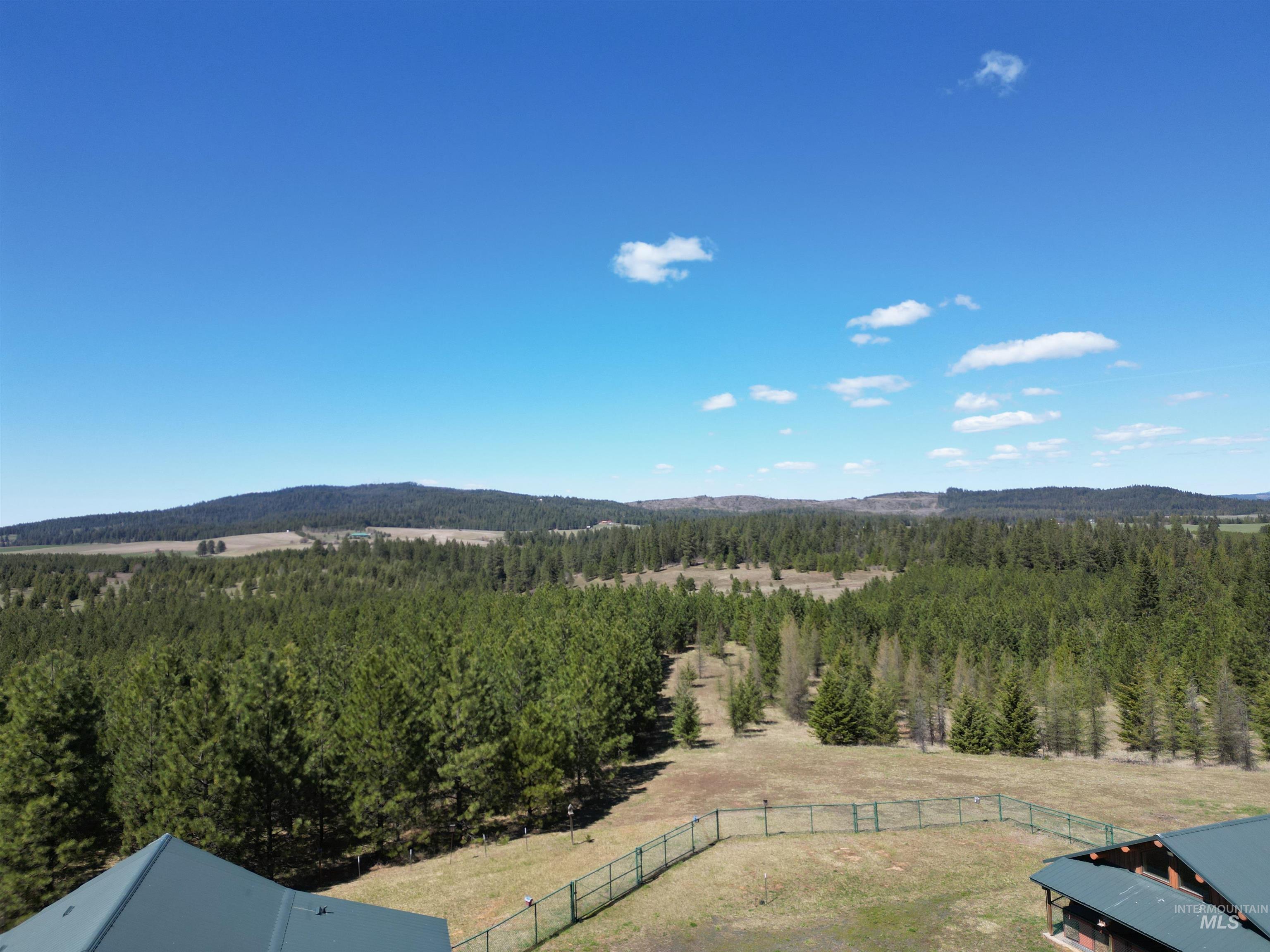 4975 Middle Road, Lenore, Idaho 83541, 1 Bedroom, 1.5 Bathrooms, Residential For Sale, Price $1,950,000, 98946171