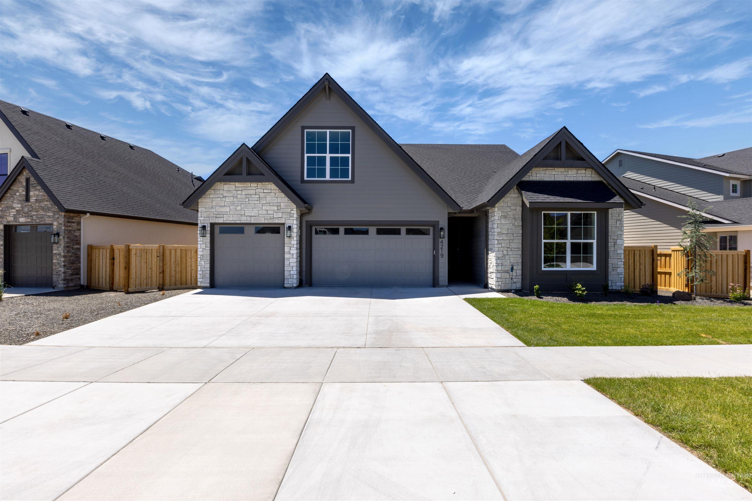 4219 W Thornapple Dr, Meridian, Idaho 83646, 4 Bedrooms, 3.5 Bathrooms, Residential For Sale, Price $879,777, 98946180