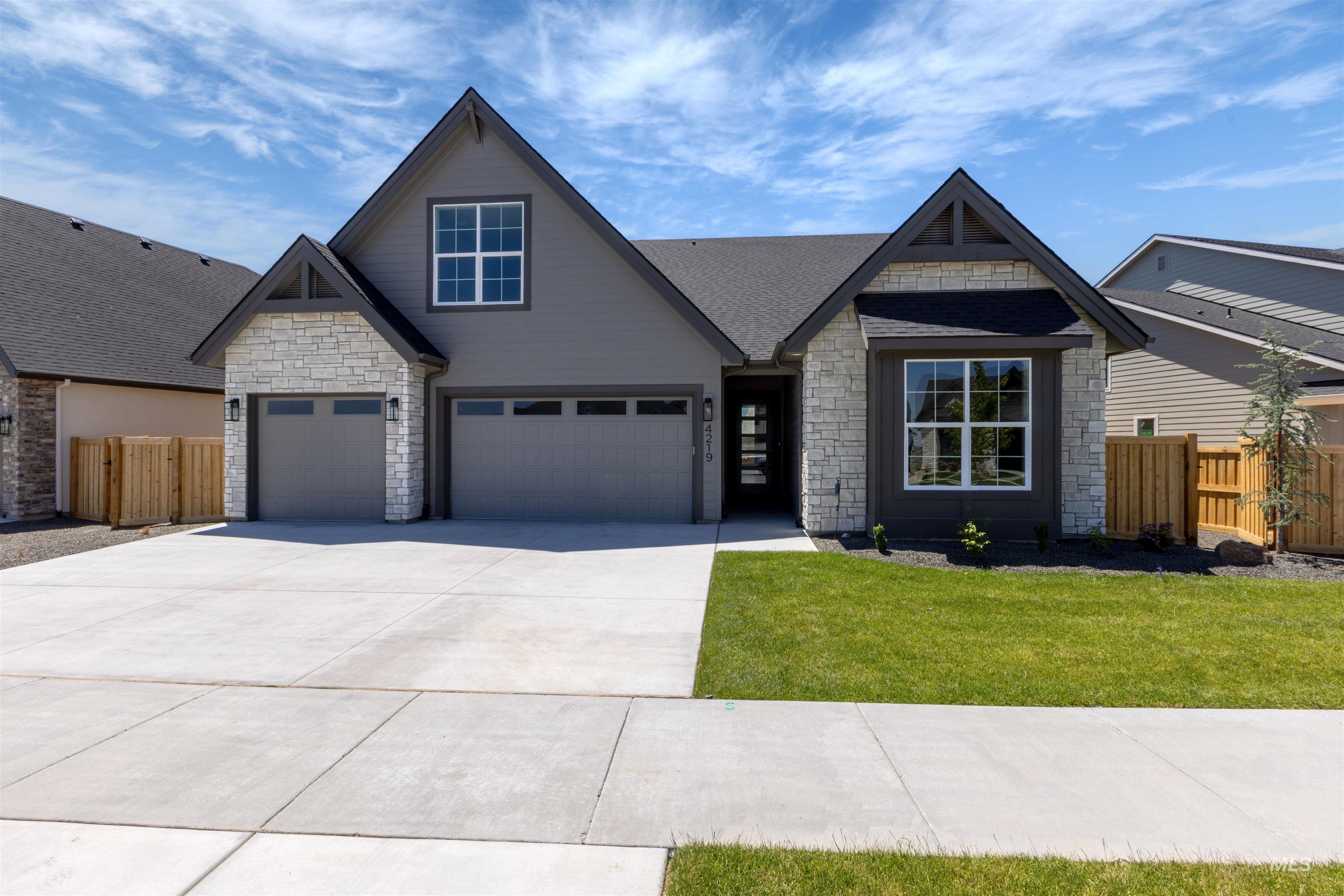4219 W Thornapple Dr, Meridian, Idaho 83646, 4 Bedrooms, 3.5 Bathrooms, Residential For Sale, Price $879,777, 98946180