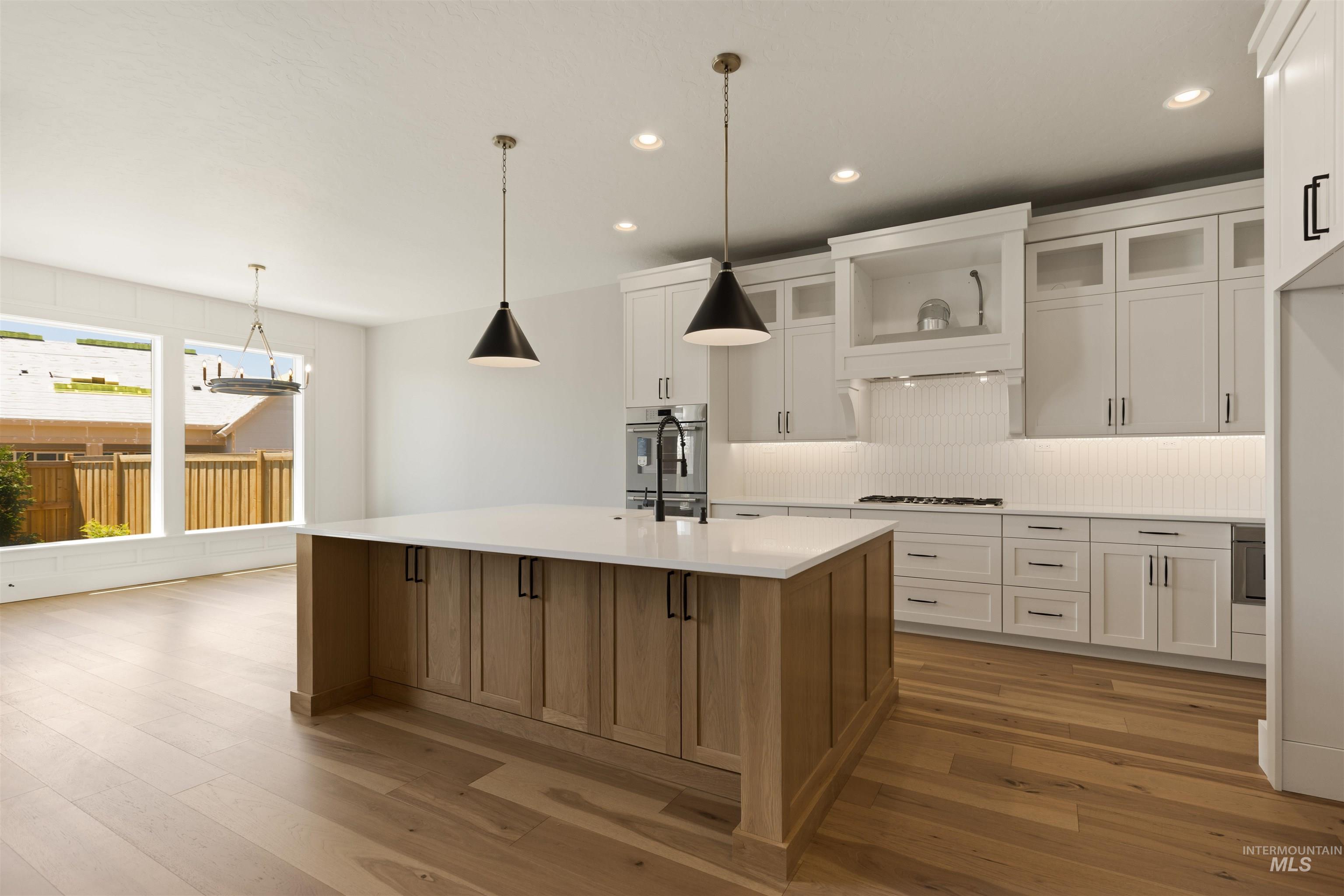 4219 W Thornapple Dr, Meridian, Idaho 83646, 4 Bedrooms, 3.5 Bathrooms, Residential For Sale, Price $879,777, 98946180