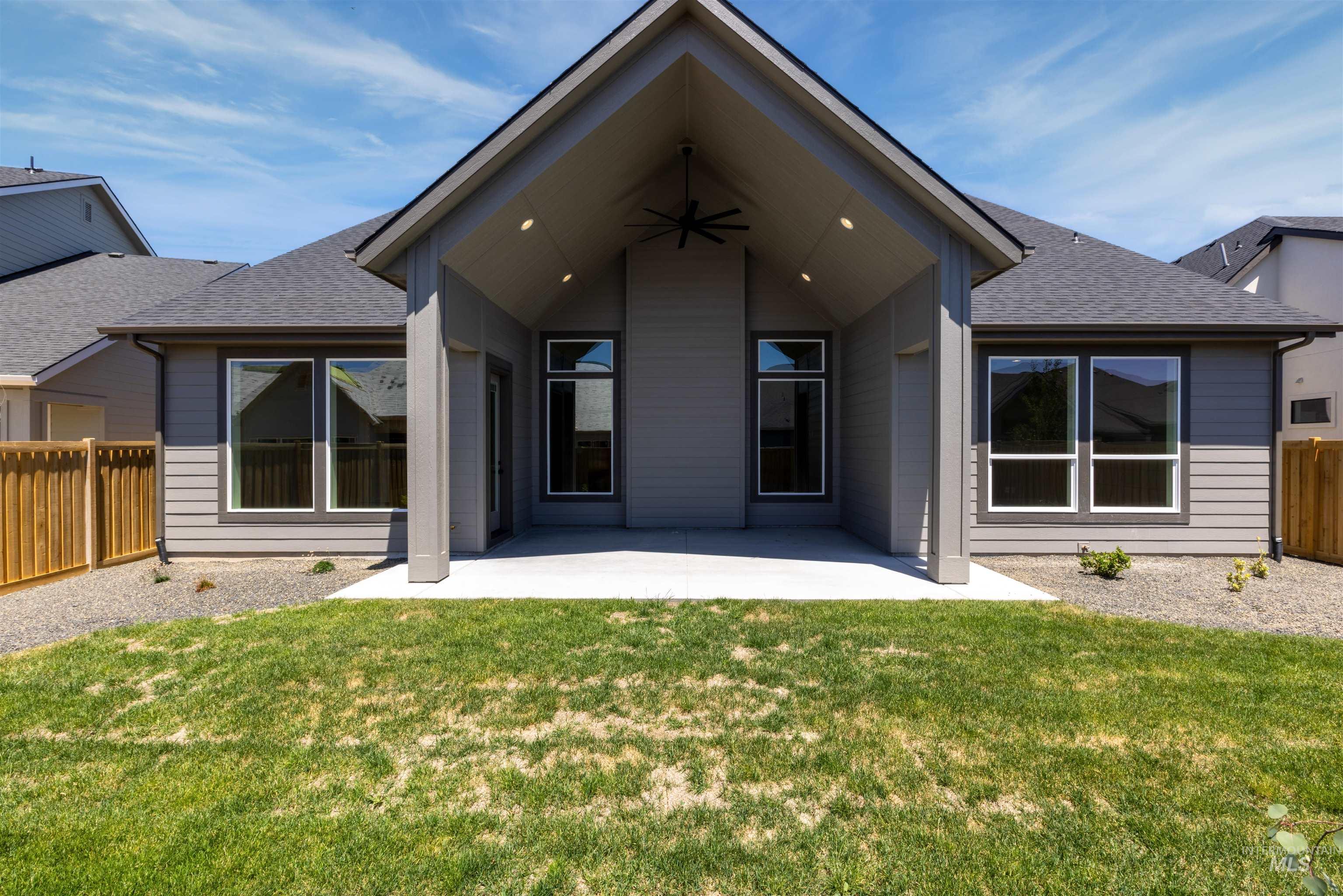 4219 W Thornapple Dr, Meridian, Idaho 83646, 4 Bedrooms, 3.5 Bathrooms, Residential For Sale, Price $879,777, 98946180