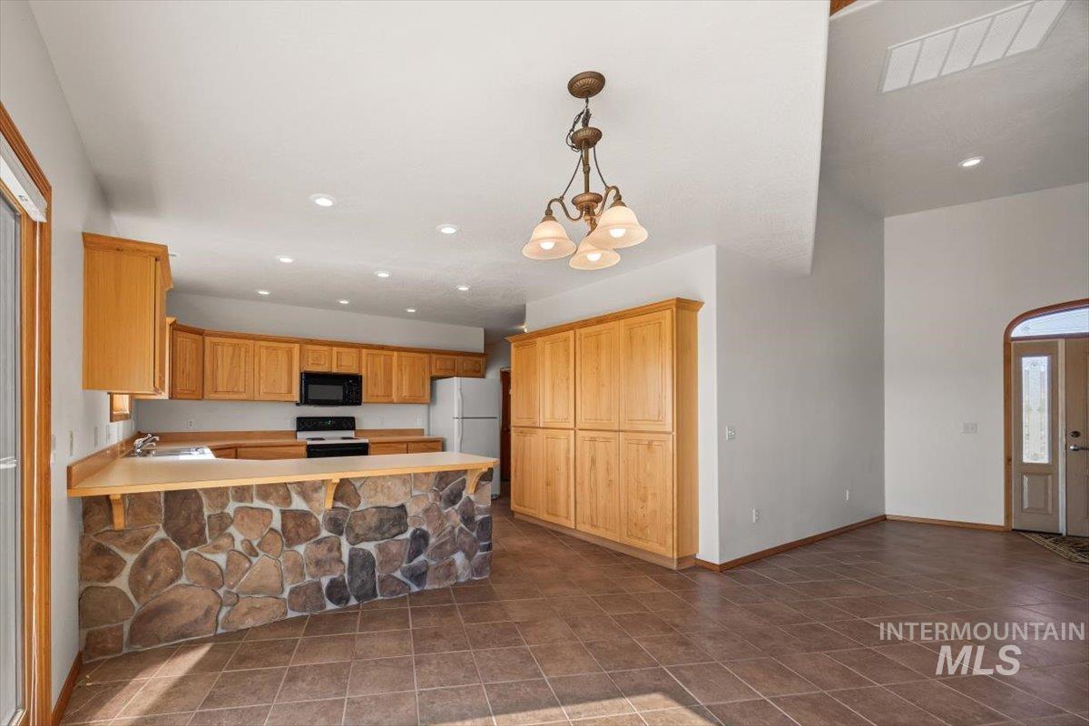 1719 Monroe Creek Road, Weiser, Idaho 83672, 4 Bedrooms, 2.5 Bathrooms, Residential For Sale, Price $1,290,000, 98946198