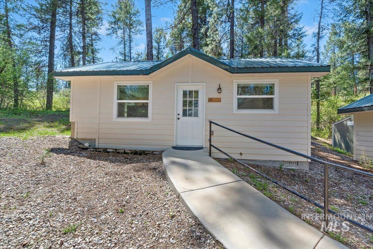 104 Sky Ridge Dr, Garden Valley, Idaho 83622, 3 Bedrooms, 2 Bathrooms, Residential For Sale, Price $499,900, 98946209