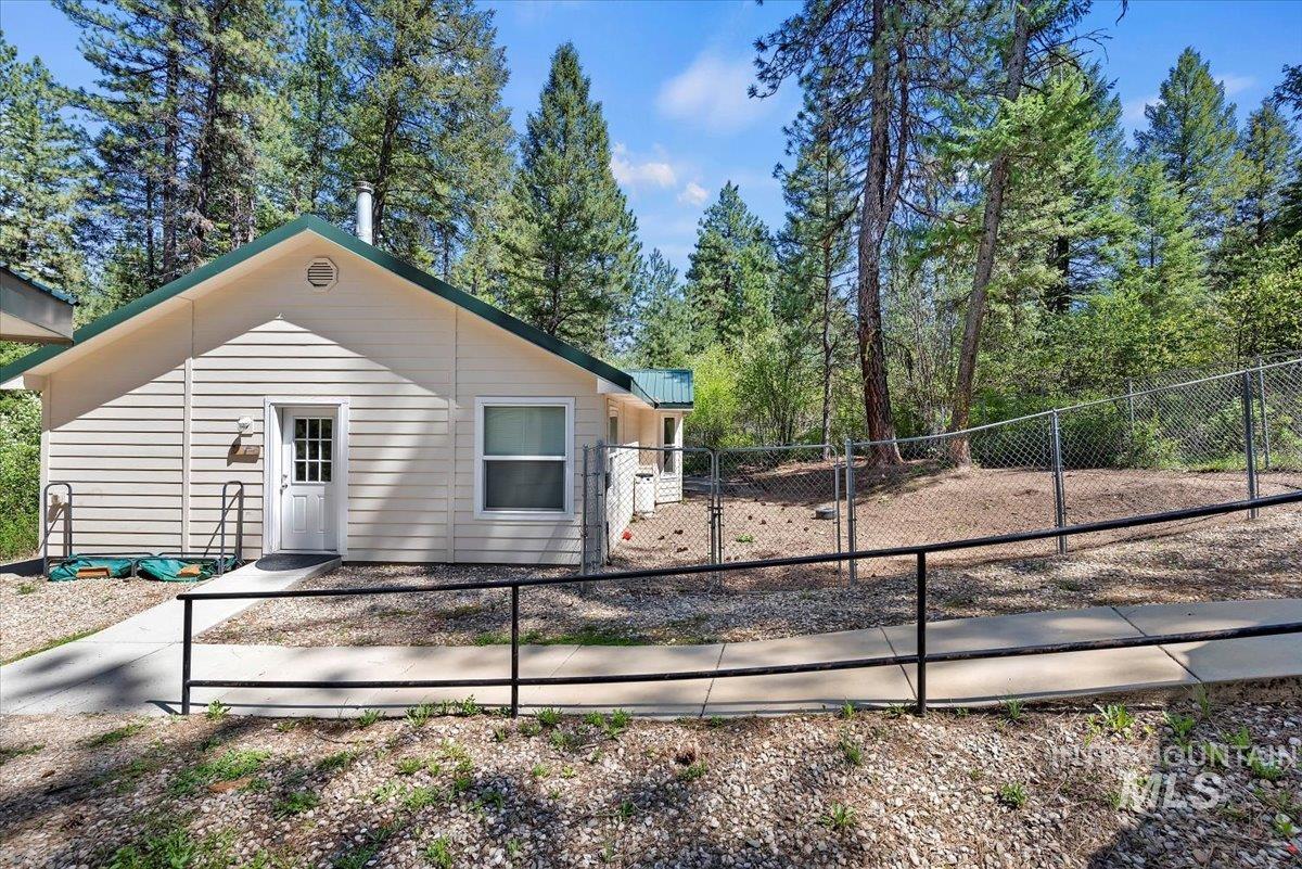 104 Sky Ridge Dr, Garden Valley, Idaho 83622, 3 Bedrooms, 2 Bathrooms, Residential For Sale, Price $499,900, 98946209